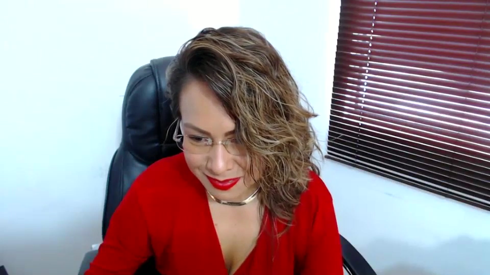 Gallery image thumbnail from office_secret's myfreecams stream on, 07/24/2023, 18:00 image 8 of 20