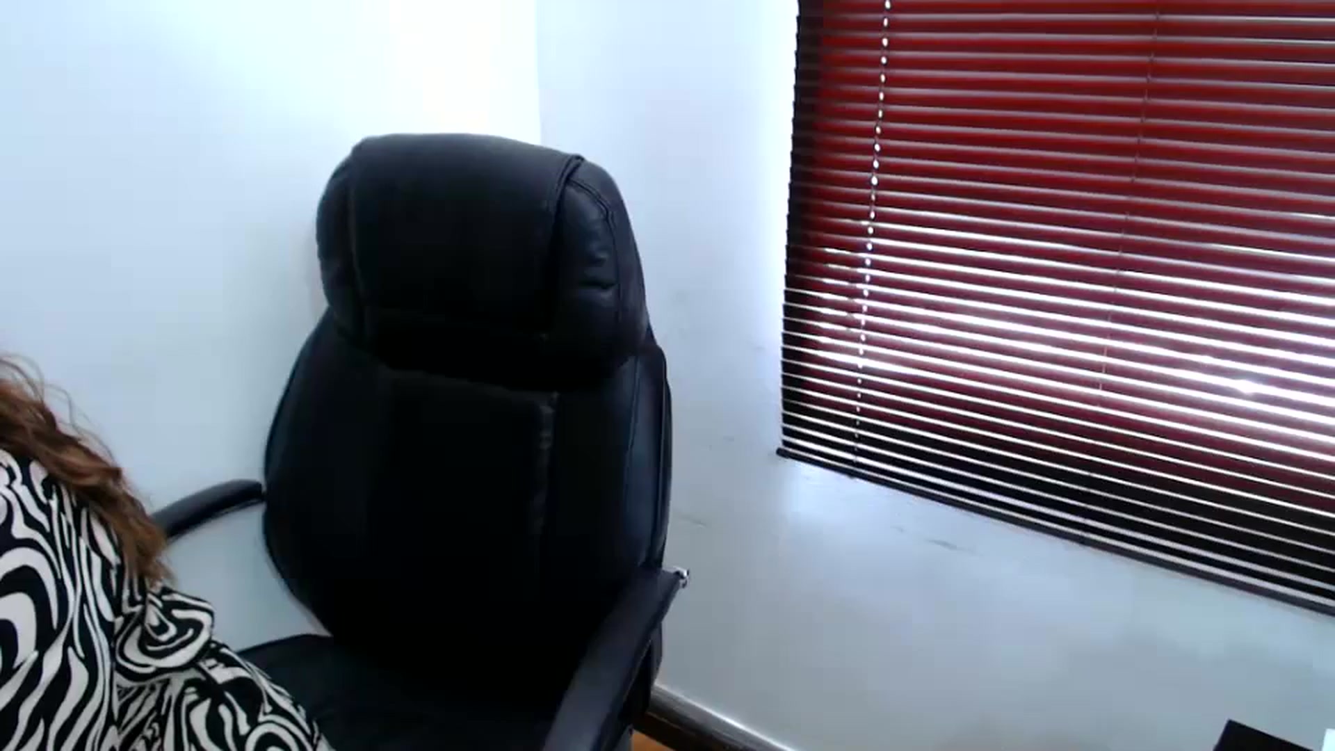 Gallery image thumbnail from office_secret's myfreecams stream on, 07/25/2023, 16:28 image 12 of 20