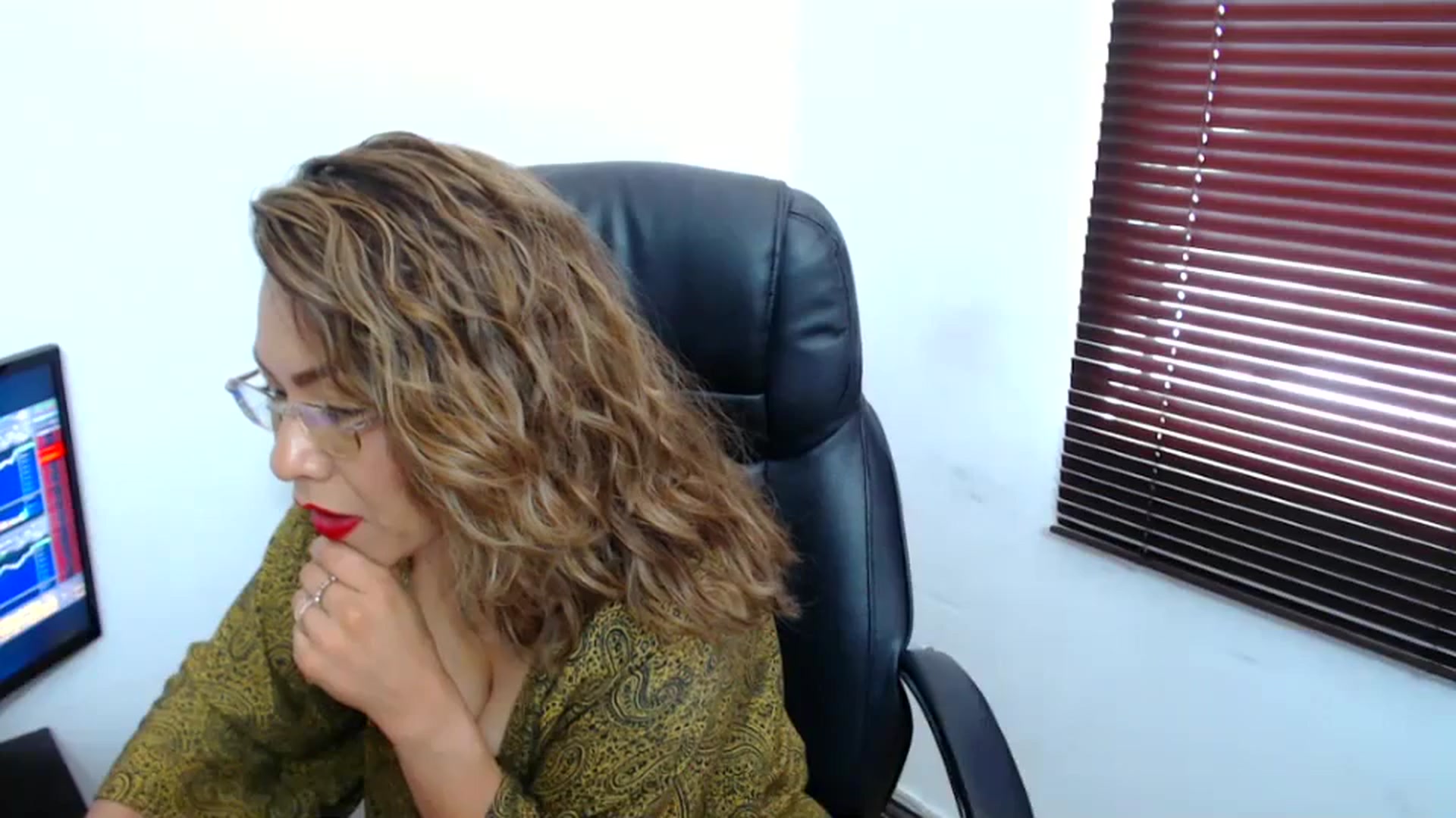 Gallery image thumbnail from office_secret's myfreecams stream on, 10/10/2023, 18:55 image 20 of 20