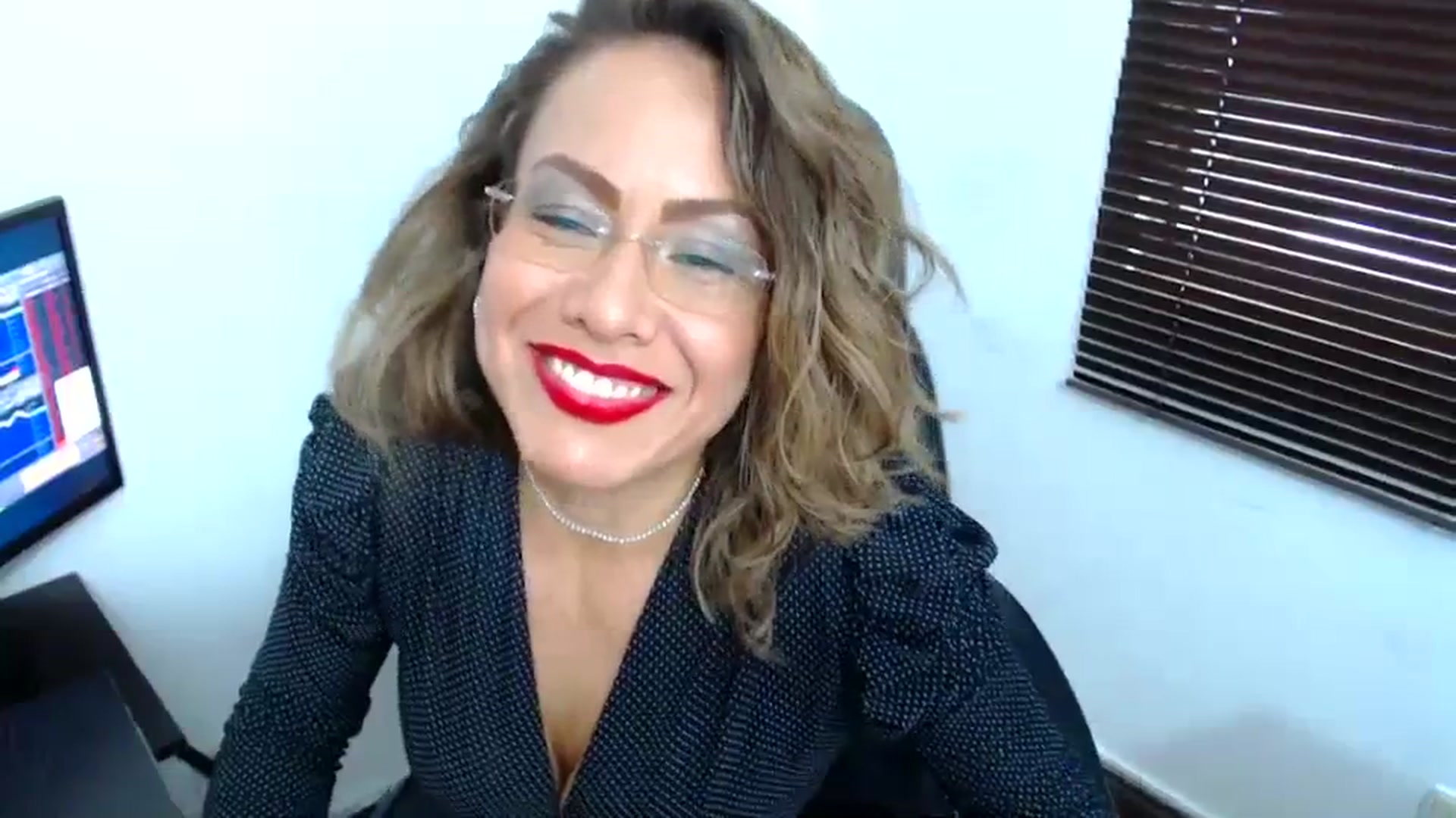 Gallery image thumbnail from office_secret's myfreecams stream on, 10/16/2023, 20:02 image 13 of 20