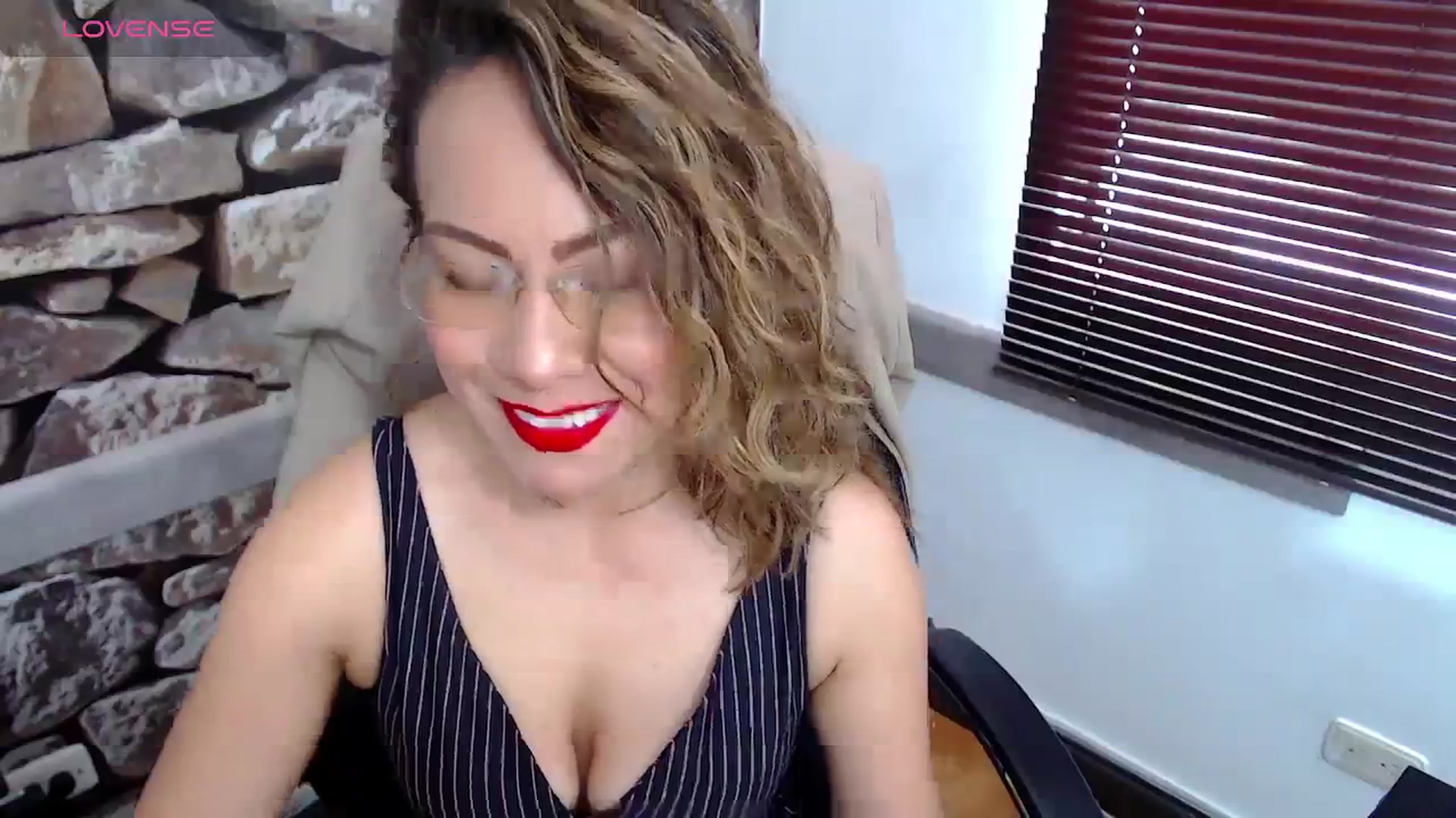 Gallery image thumbnail from office_secret's myfreecams stream on, 11/03/2023, 16:48 image 13 of 20