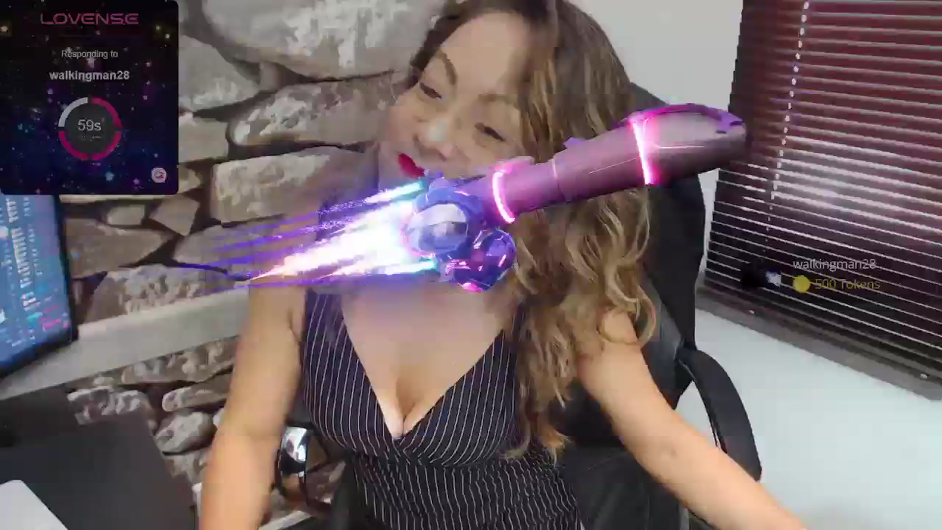 Gallery image thumbnail from office_secret's myfreecams stream on, 01/03/2024, 16:57 image 6 of 20