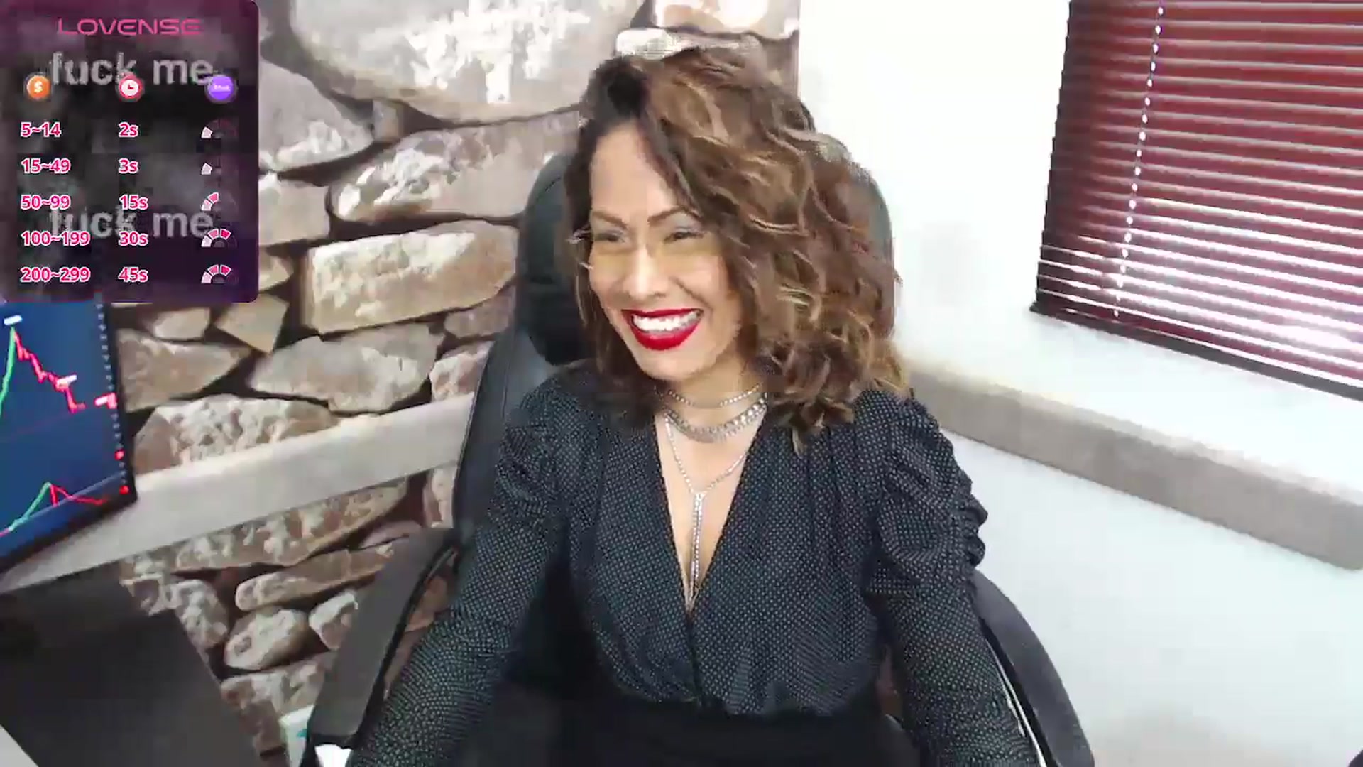 Gallery image thumbnail from office_secret's myfreecams stream on, 07/15/2024, 19:13 image 4 of 20