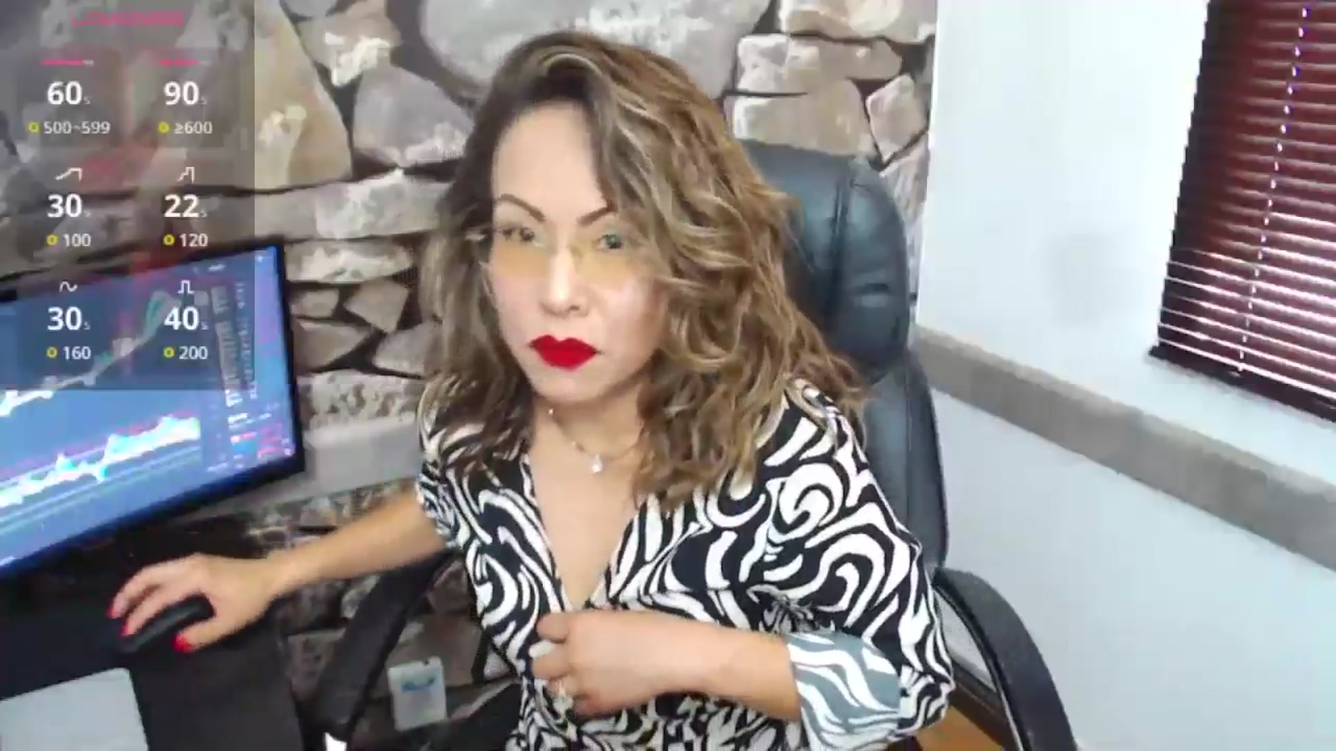 Gallery image thumbnail from office_secret's myfreecams stream on, 11/12/2024, 17:07 image 20 of 20