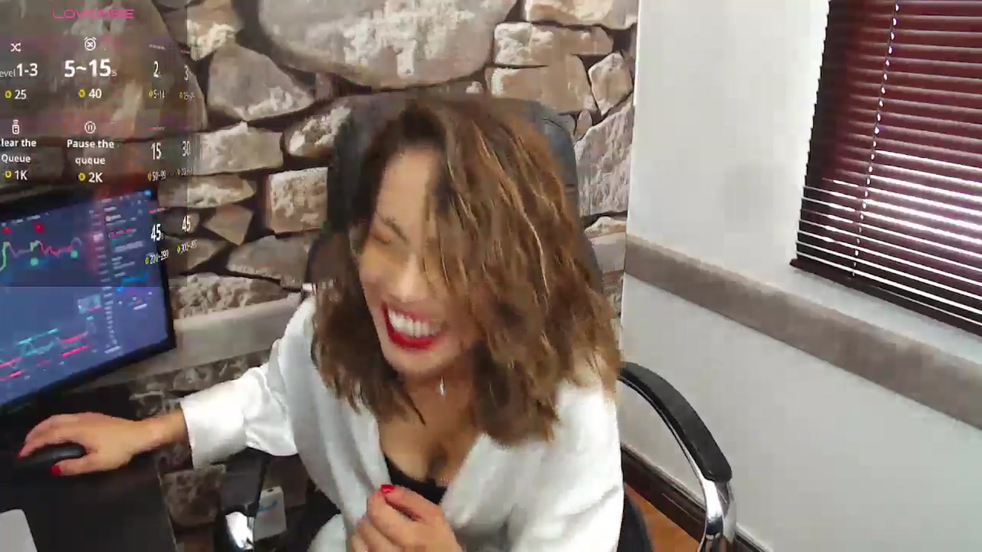 Gallery image thumbnail from office_secret's myfreecams stream on, 11/15/2024, 17:45 image 2 of 20