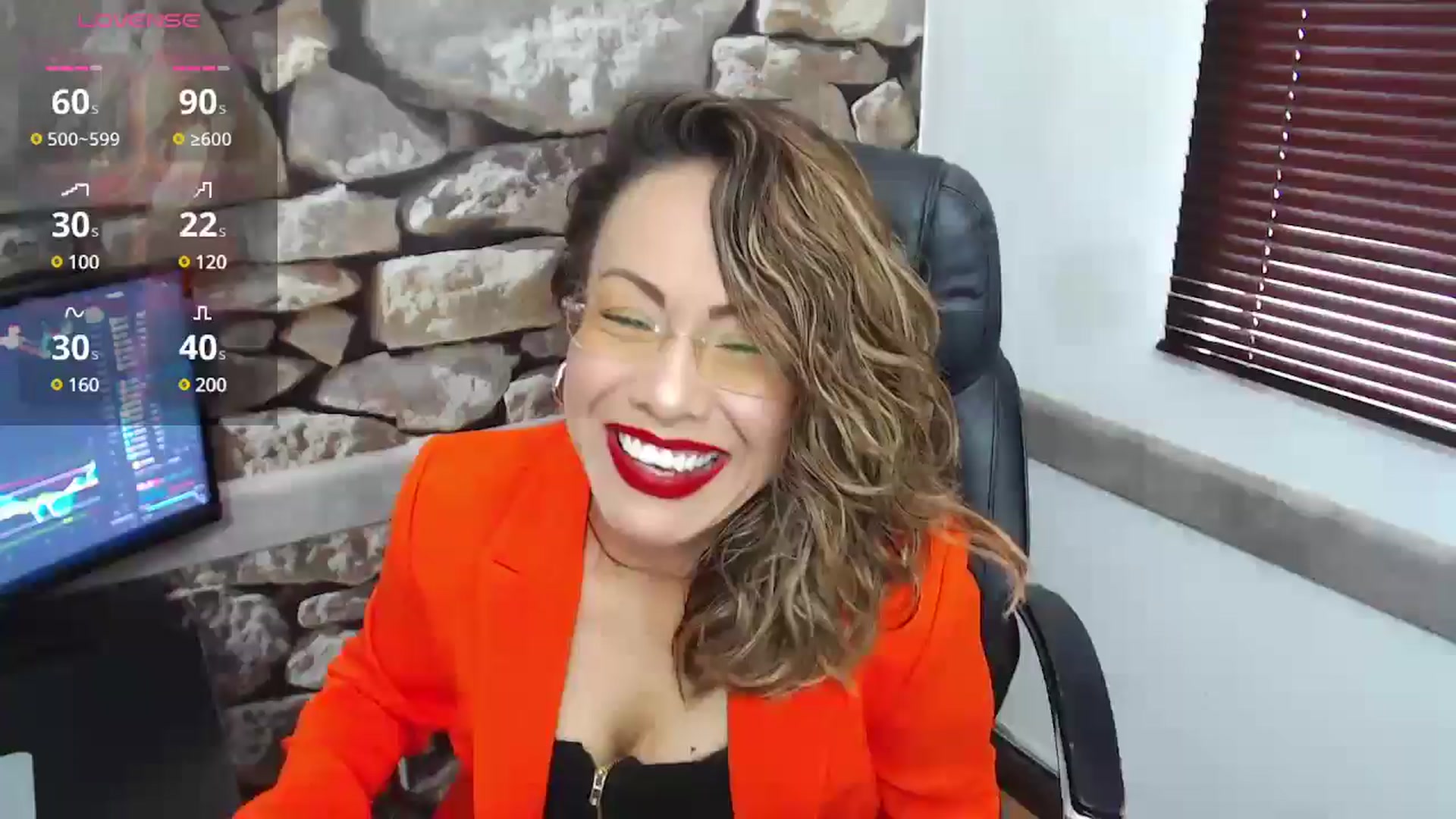 Gallery image thumbnail from office_secret's myfreecams stream on, 11/29/2024, 16:46 image 7 of 20