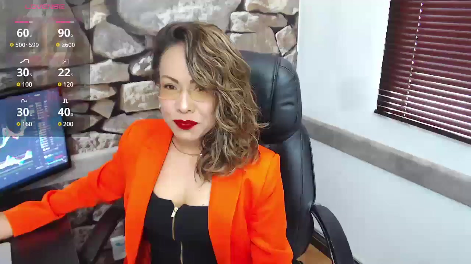 Gallery image thumbnail from office_secret's myfreecams stream on, 11/29/2024, 16:46 image 4 of 20