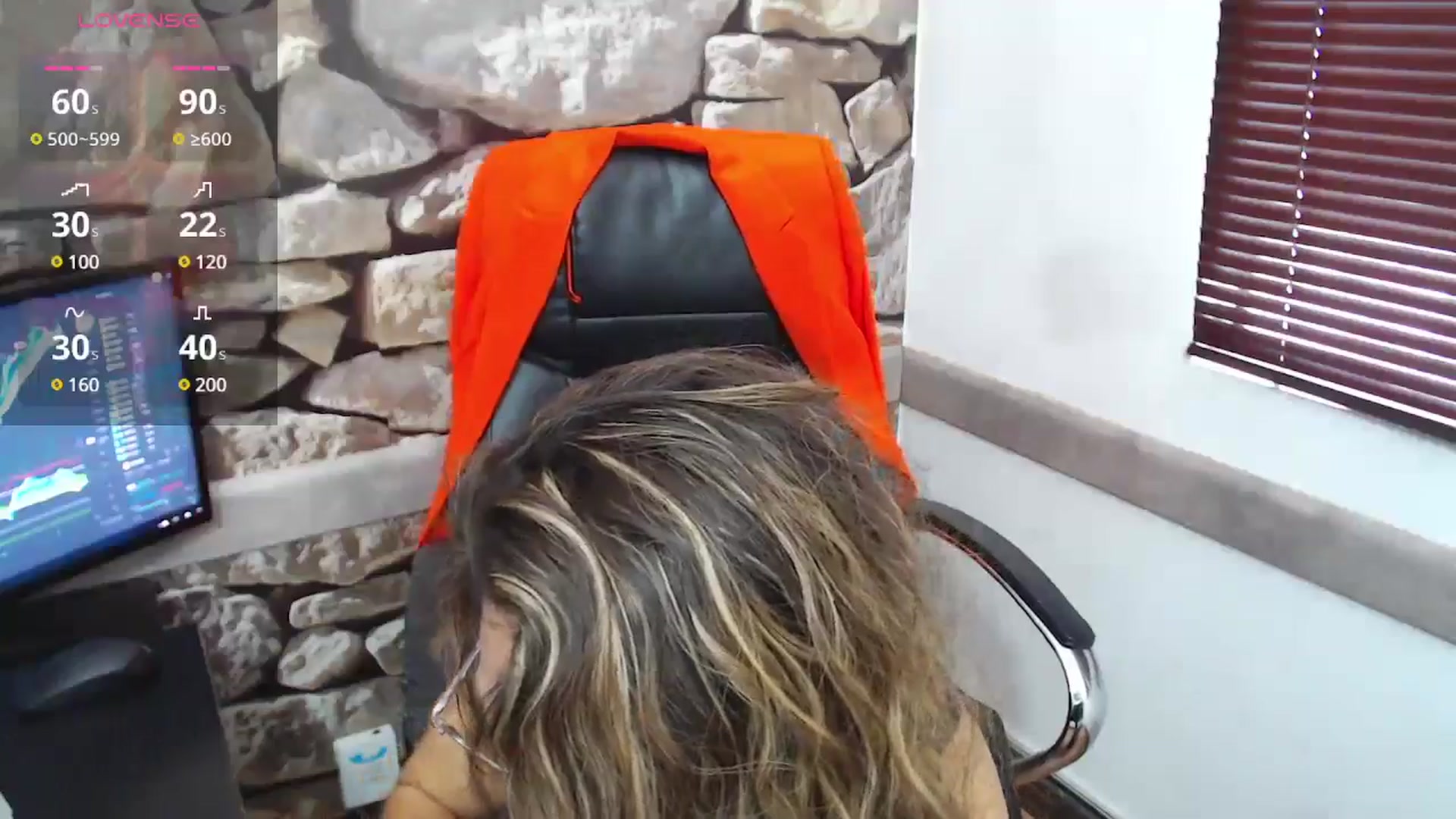 Gallery image thumbnail from office_secret's myfreecams stream on, 11/29/2024, 19:17 image 18 of 20