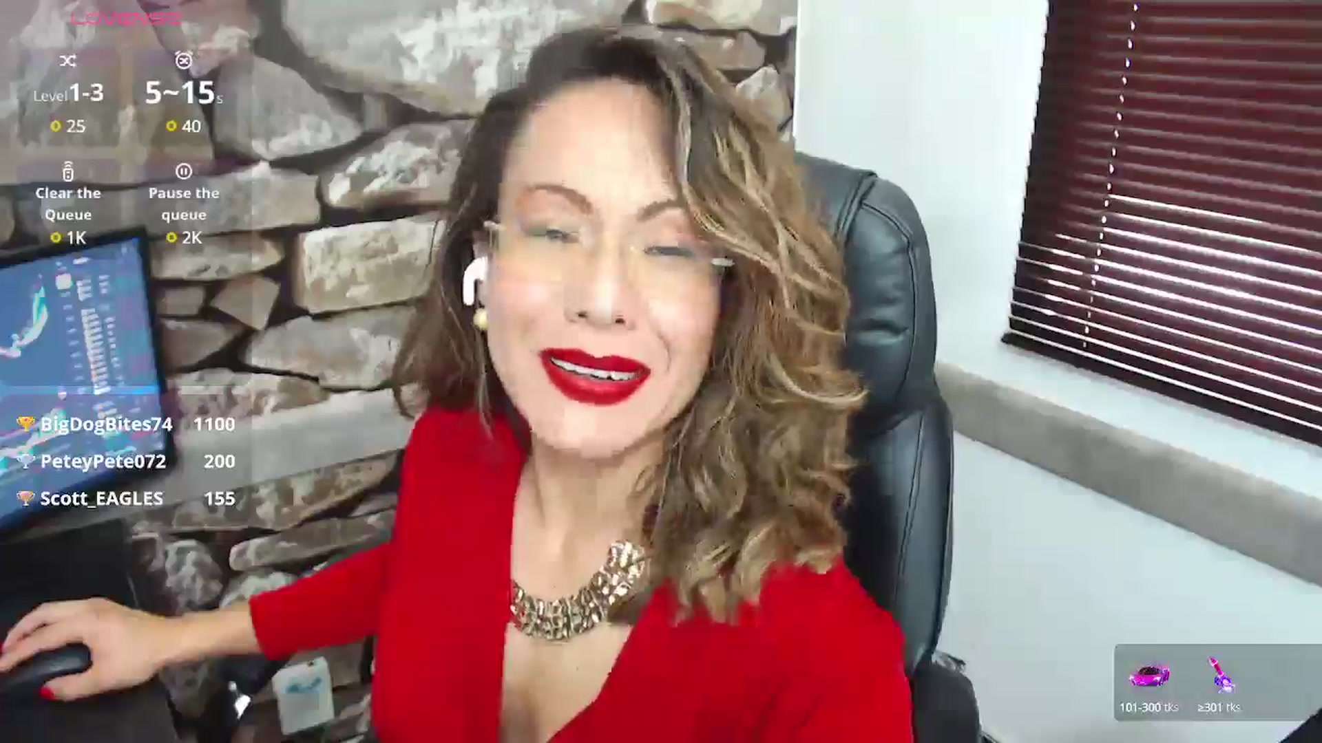 Gallery image thumbnail from office_secret's myfreecams stream on, 12/05/2024, 19:44 image 16 of 20
