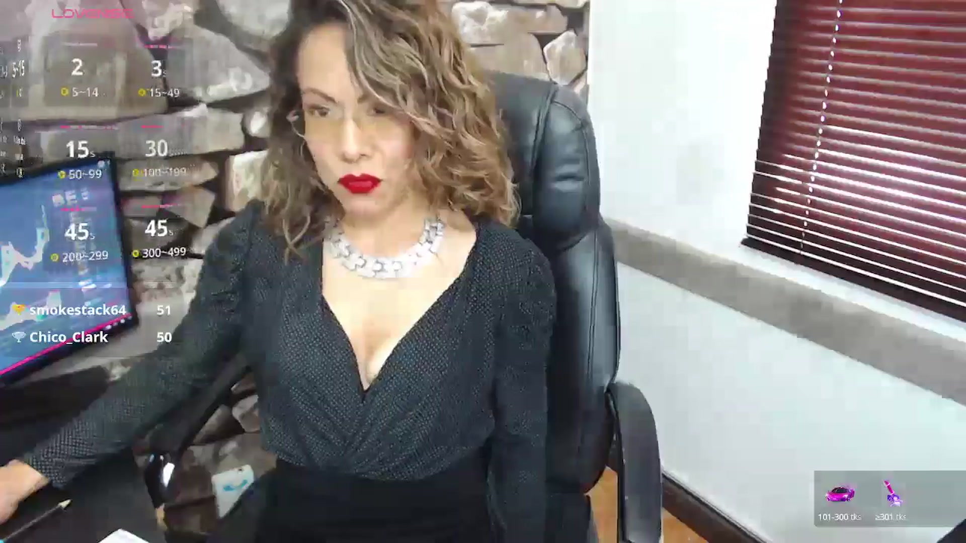 Gallery image thumbnail from office_secret's myfreecams stream on, 12/10/2024, 17:30 image 6 of 20