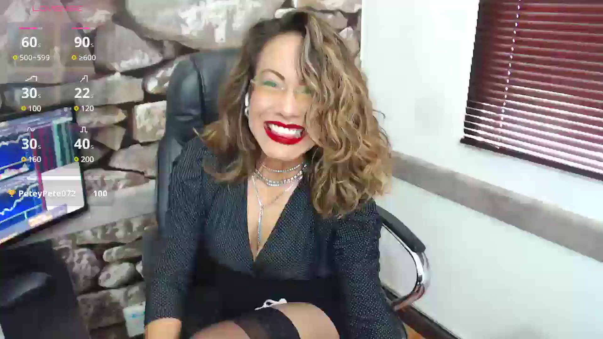 Gallery image thumbnail from office_secret's myfreecams stream on, 12/30/2024, 16:45 image 20 of 20