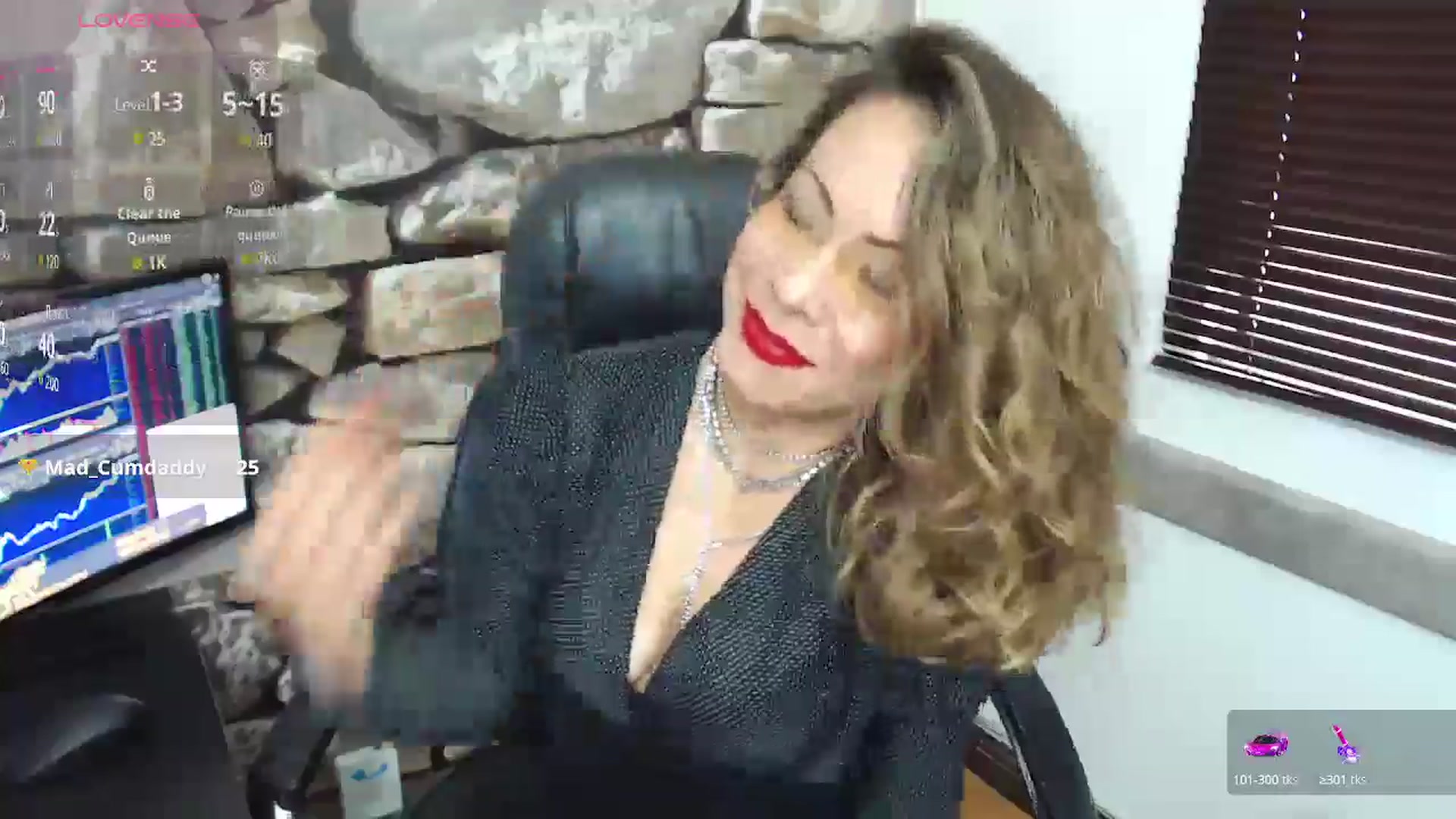 Gallery image thumbnail from office_secret's myfreecams stream on, 12/30/2024, 19:03 image 13 of 20