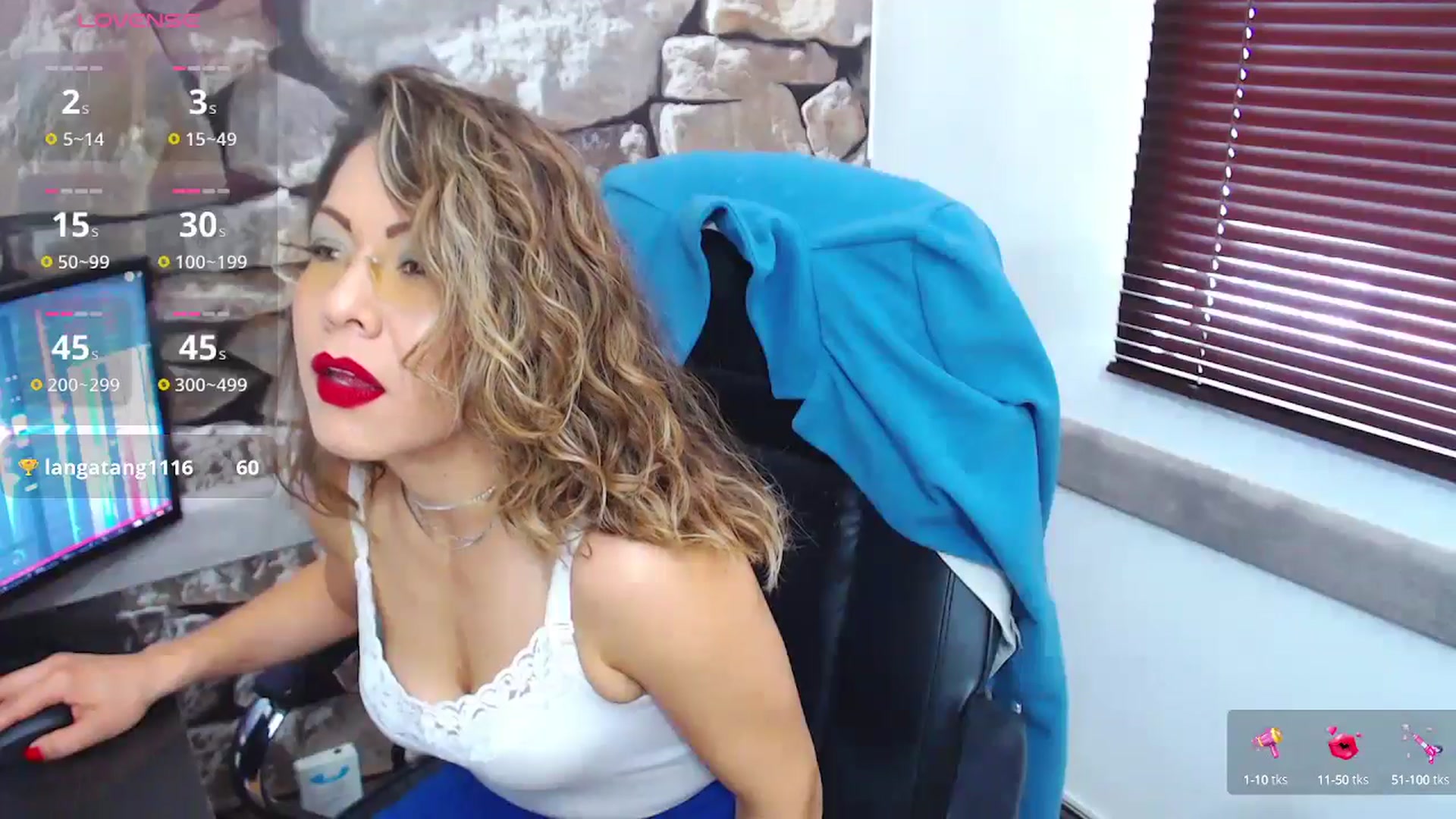 Gallery image thumbnail from office_secret's myfreecams stream on, 01/02/2025, 17:59 image 10 of 20