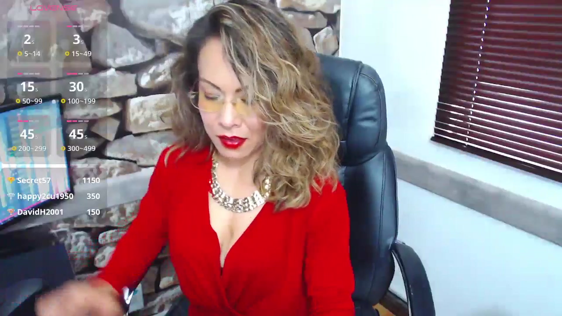 Gallery image thumbnail from office_secret's myfreecams stream on, 01/03/2025, 18:04 image 20 of 20