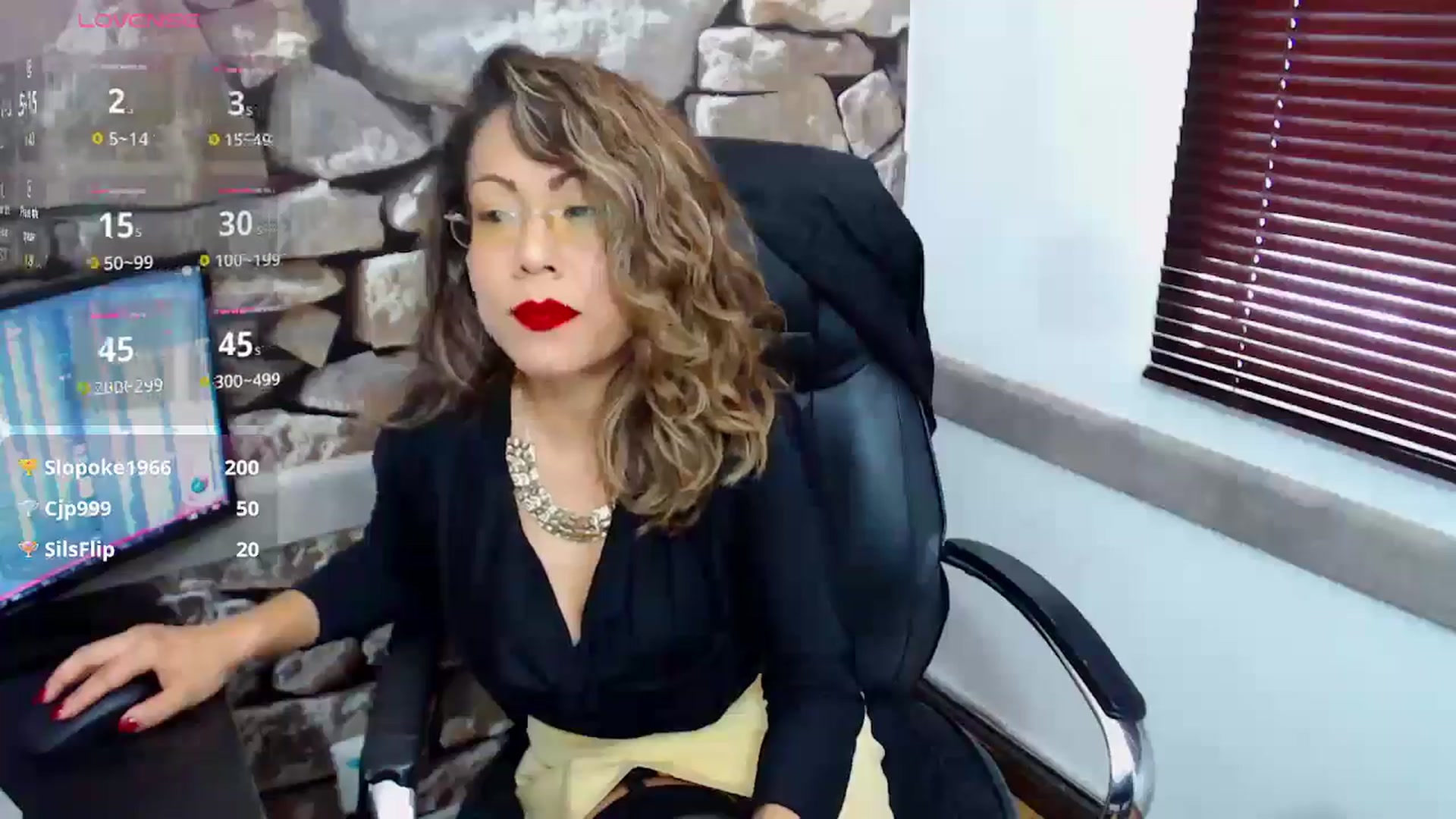 Gallery image thumbnail from office_secret's myfreecams stream on, 01/10/2025, 20:00 image 8 of 20
