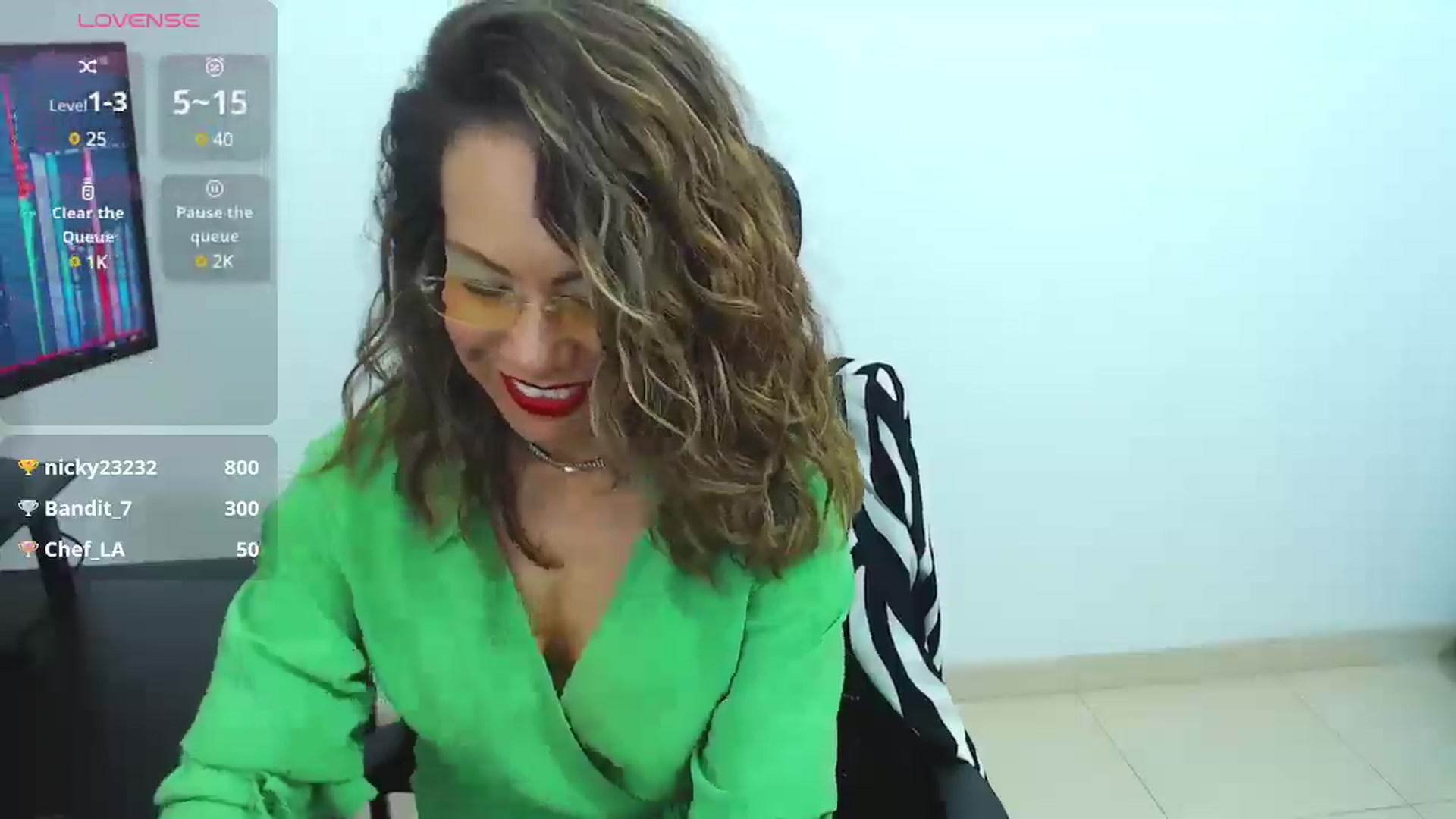 Gallery image thumbnail from office_secret's myfreecams stream on, 01/31/2025, 19:33 image 11 of 20