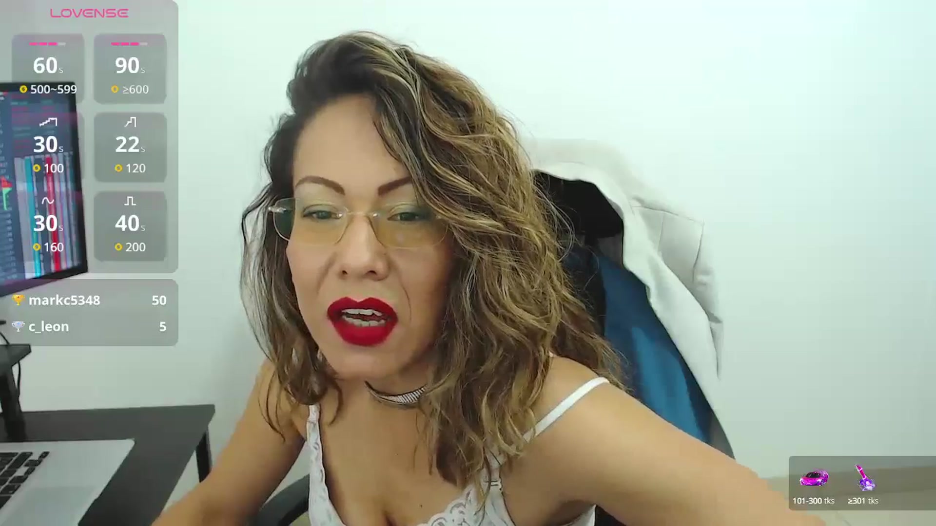Gallery image thumbnail from office_secret's myfreecams stream on, 02/06/2025, 18:07 image 19 of 20