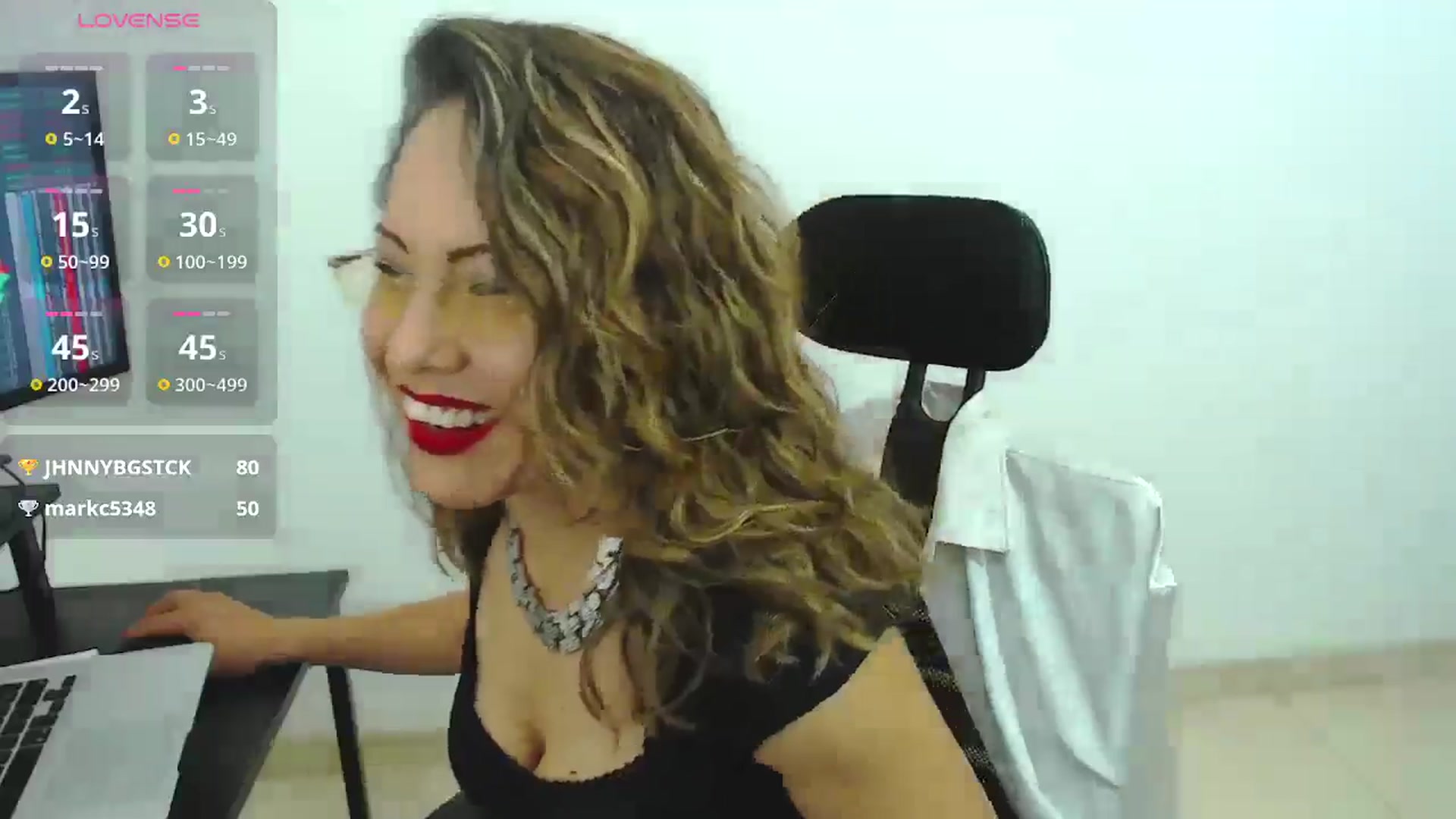 Gallery image thumbnail from office_secret's myfreecams stream on, 02/11/2025, 17:20 image 17 of 20
