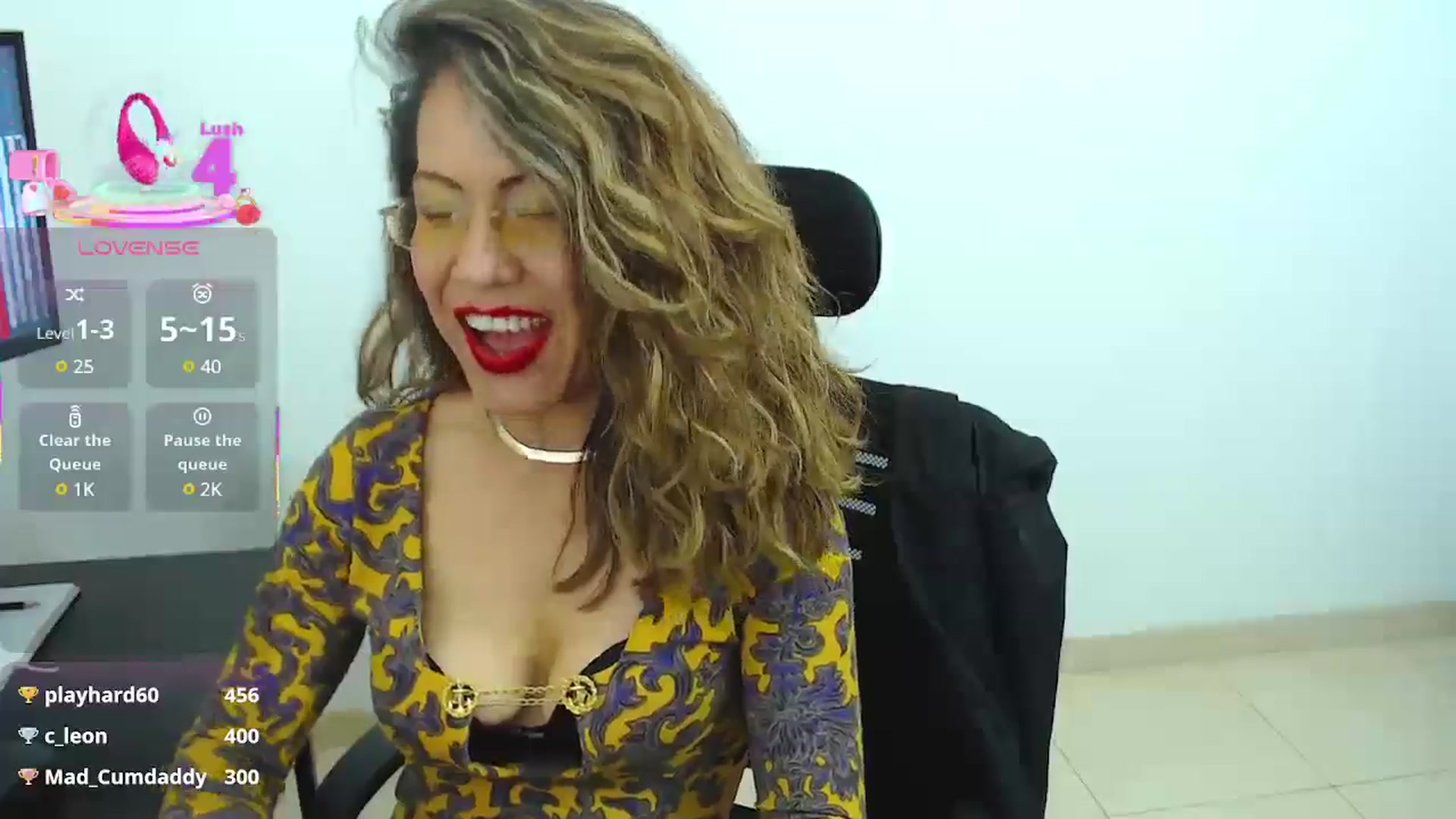 Gallery image thumbnail from office_secret's myfreecams stream on, 02/21/2025, 19:47 image 18 of 20