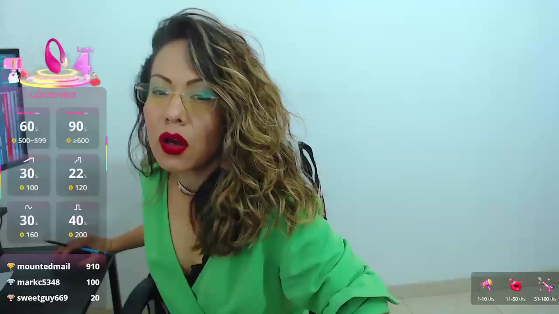 Gallery image thumbnail from office_secret's myfreecams stream on, 03/03/2025, 17:41 image 17 of 20