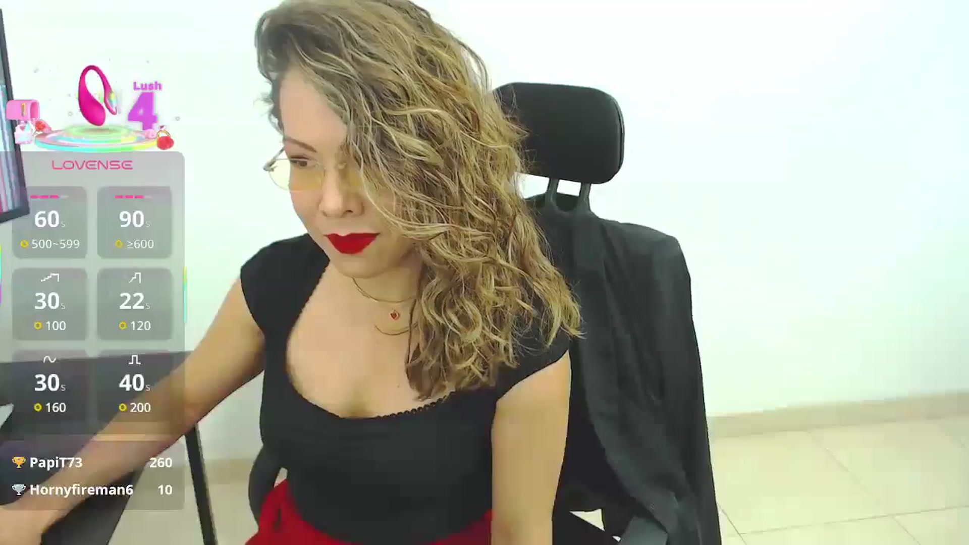 Gallery image thumbnail from office_secret's myfreecams stream on, 03/04/2025, 17:29 image 6 of 20