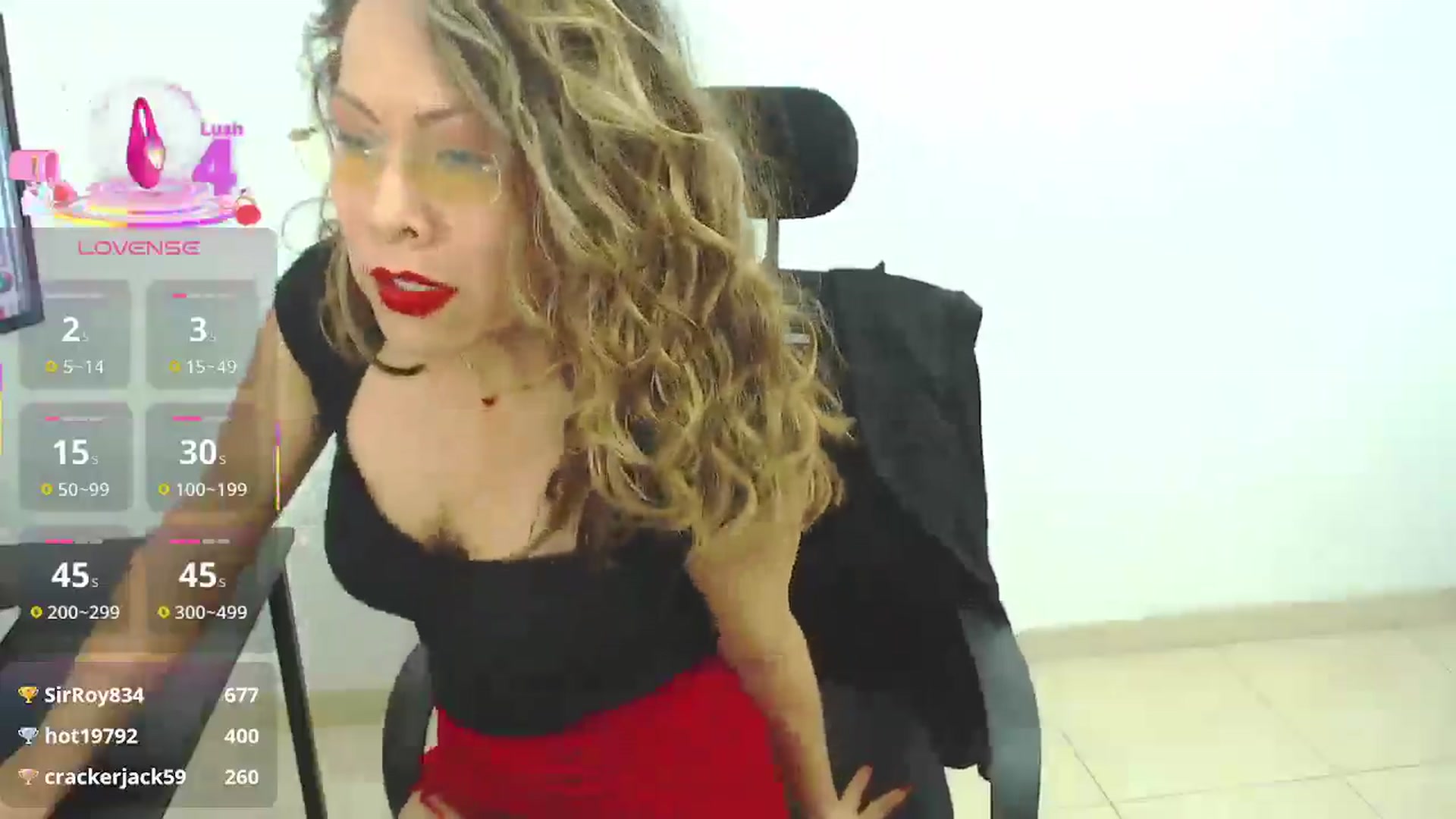 Gallery image thumbnail from office_secret's myfreecams stream on, 03/04/2025, 19:34 image 5 of 20