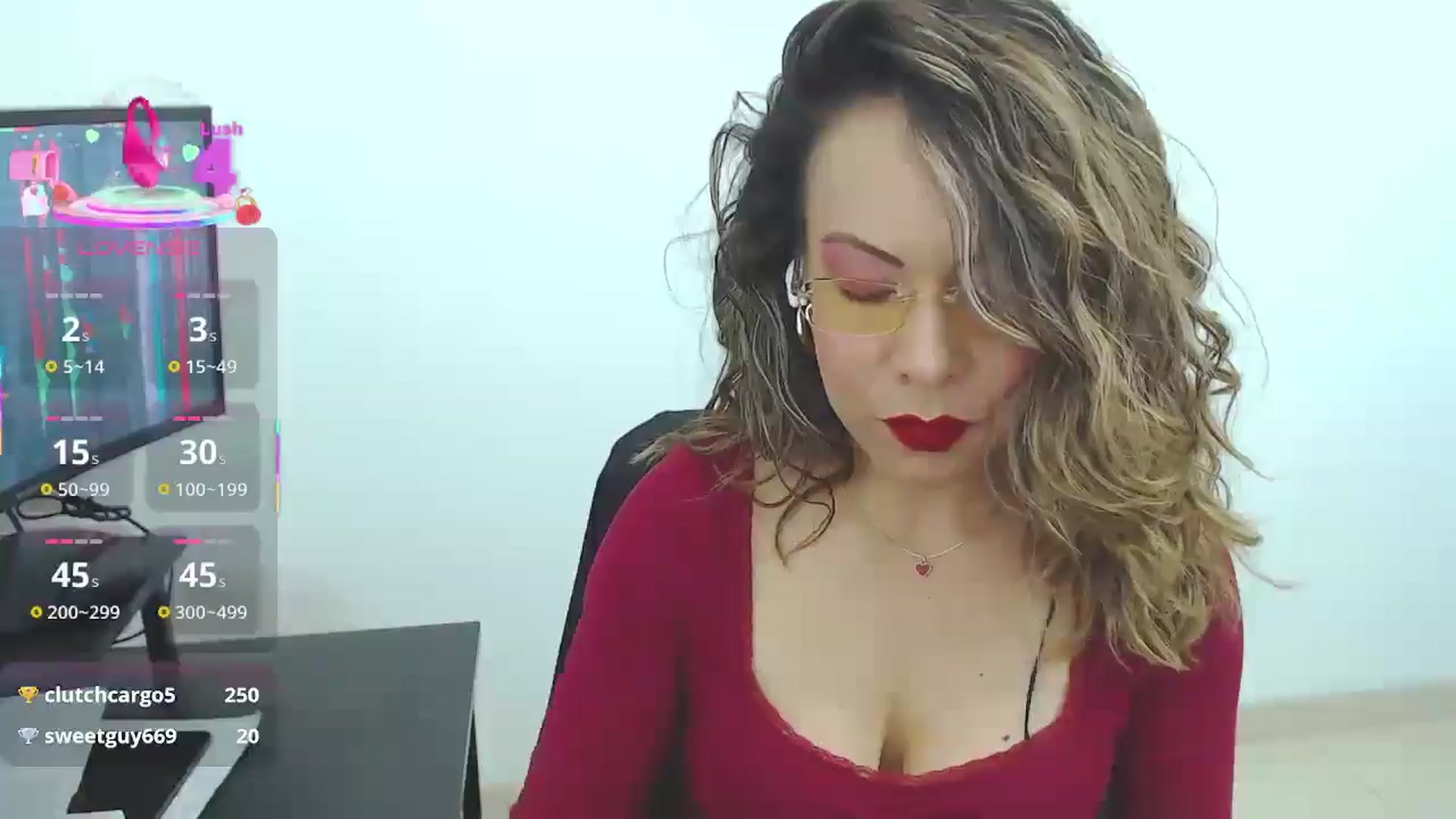 Gallery image thumbnail from office_secret's myfreecams stream on, 03/10/2025, 17:42 image 20 of 20