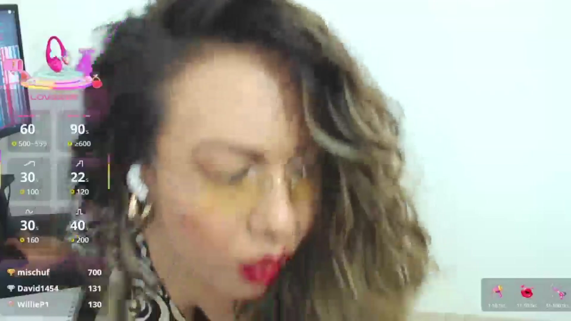 Gallery image thumbnail from office_secret's myfreecams stream on, 03/18/2025, 17:43 image 20 of 20