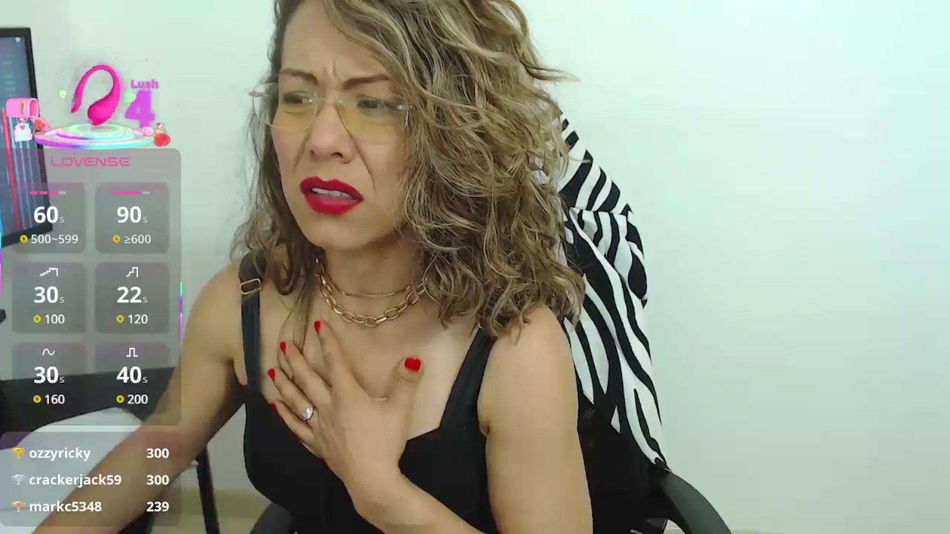 Gallery image thumbnail from office_secret's myfreecams stream on, 04/07/2025, 19:51 image 18 of 20