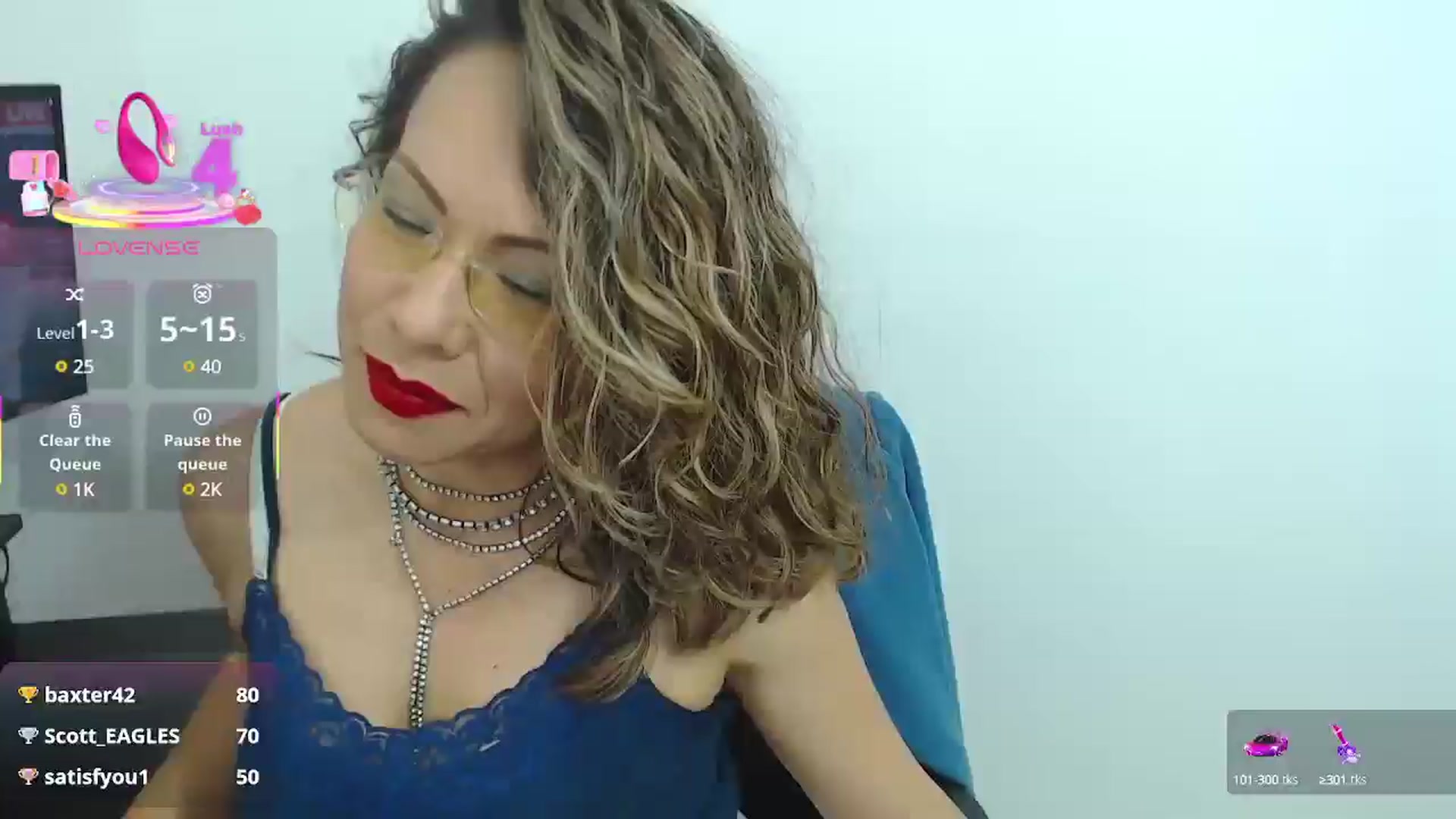 Gallery image thumbnail from office_secret's myfreecams stream on, 04/24/2025, 20:05 image 1 of 20