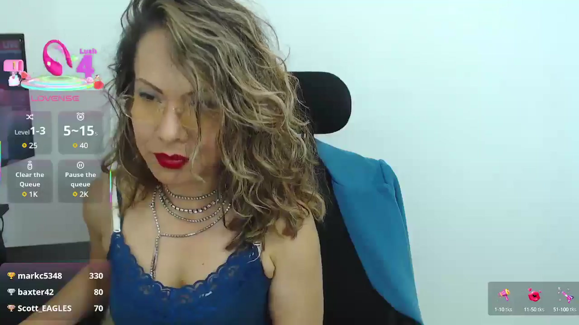 Gallery image thumbnail from office_secret's myfreecams stream on, 04/24/2025, 20:05 image 18 of 20
