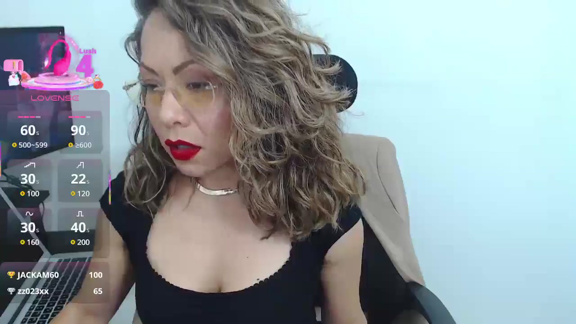 Gallery image thumbnail from office_secret's myfreecams stream on, 05/06/2025, 19:52 image 11 of 20