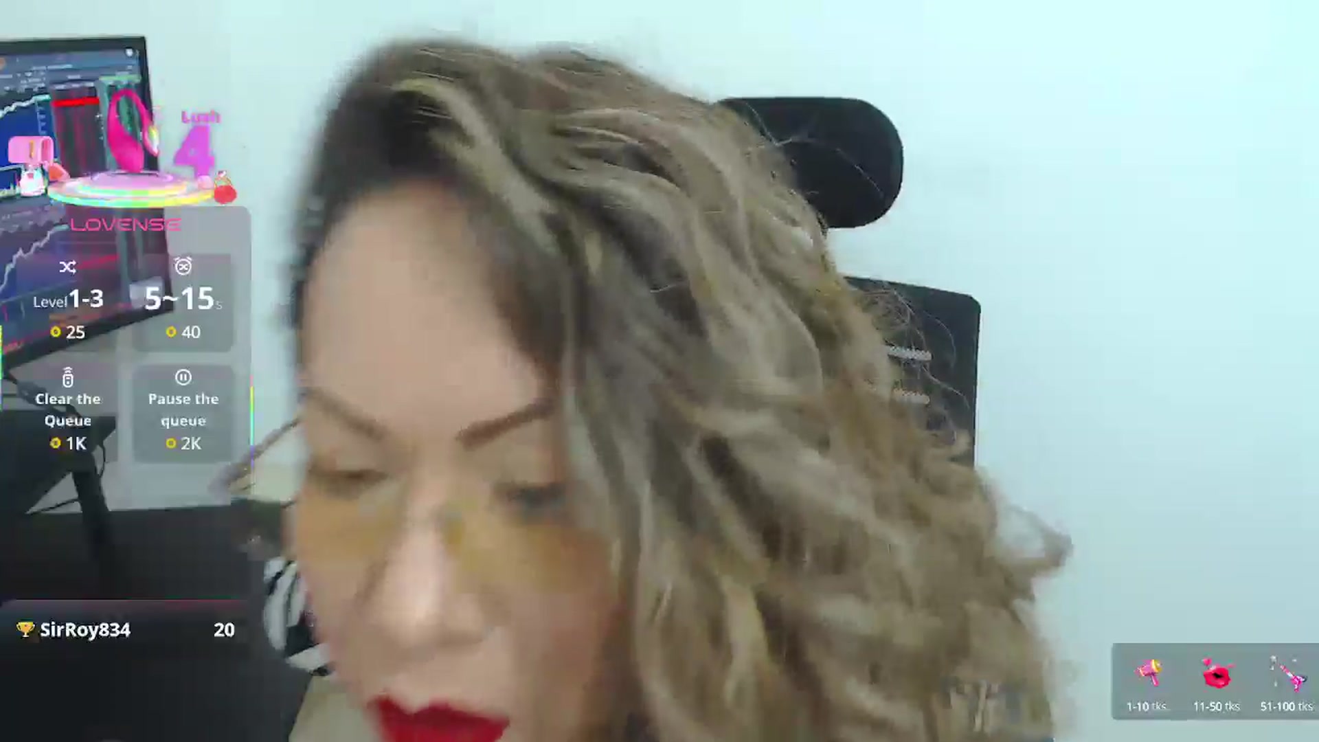 Gallery image thumbnail from office_secret's myfreecams stream on, 05/08/2025, 17:36 image 7 of 20