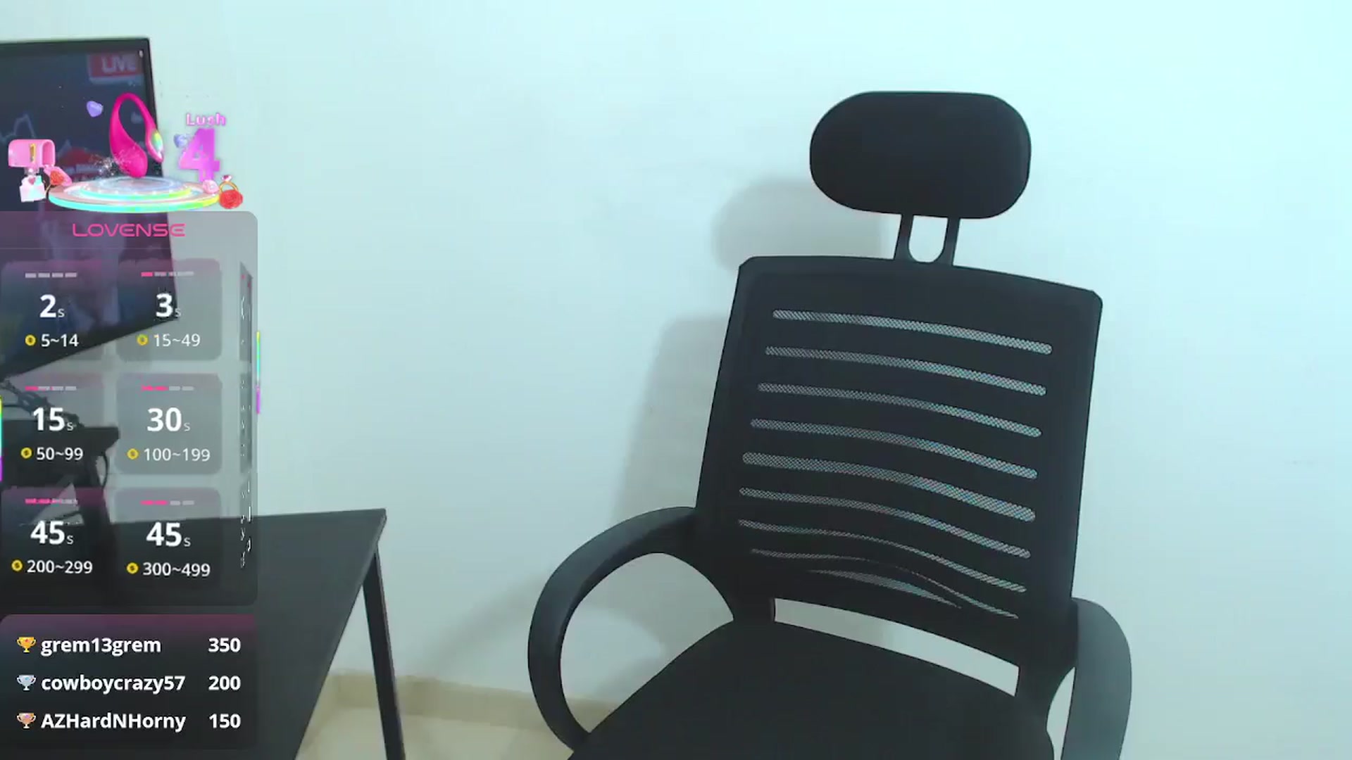 Gallery image thumbnail from office_secret's myfreecams stream on, 05/08/2025, 19:56 image 15 of 20