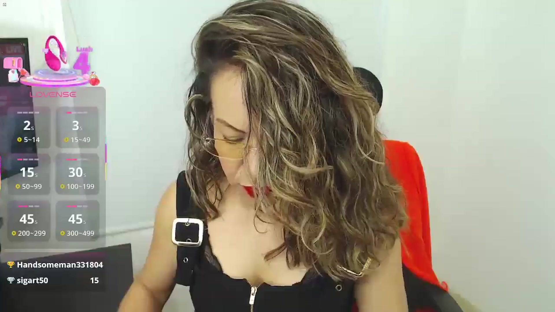 Gallery image thumbnail from office_secret's myfreecams stream on, 05/14/2025, 18:11 image 20 of 20