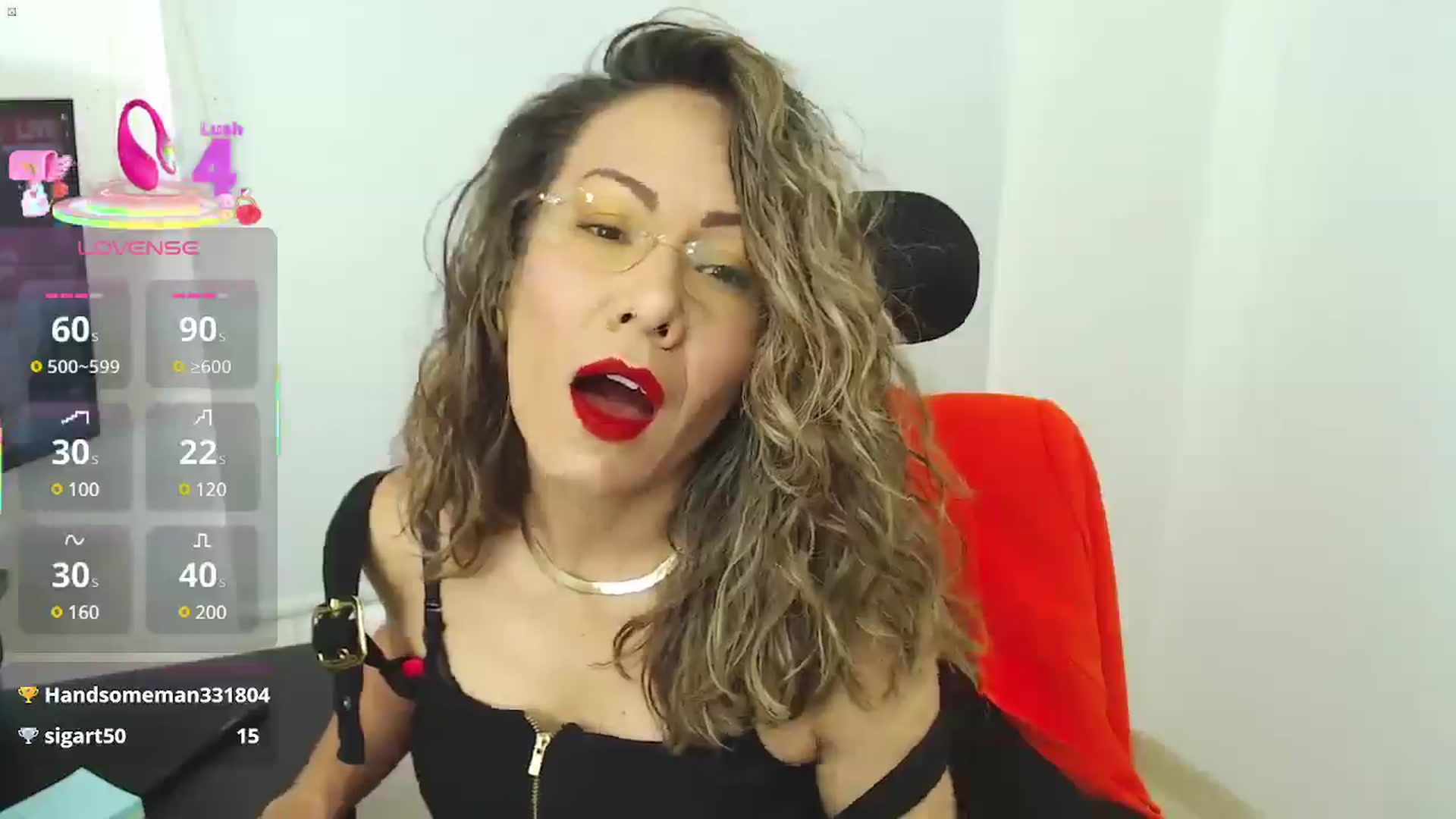 Gallery image thumbnail from office_secret's myfreecams stream on, 05/14/2025, 18:11 image 10 of 20
