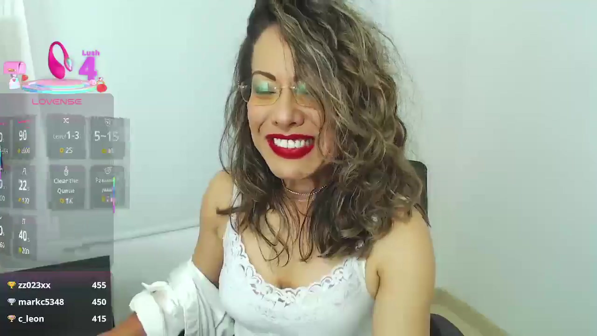 Gallery image thumbnail from office_secret's myfreecams stream on, 05/19/2025, 18:50 image 18 of 20