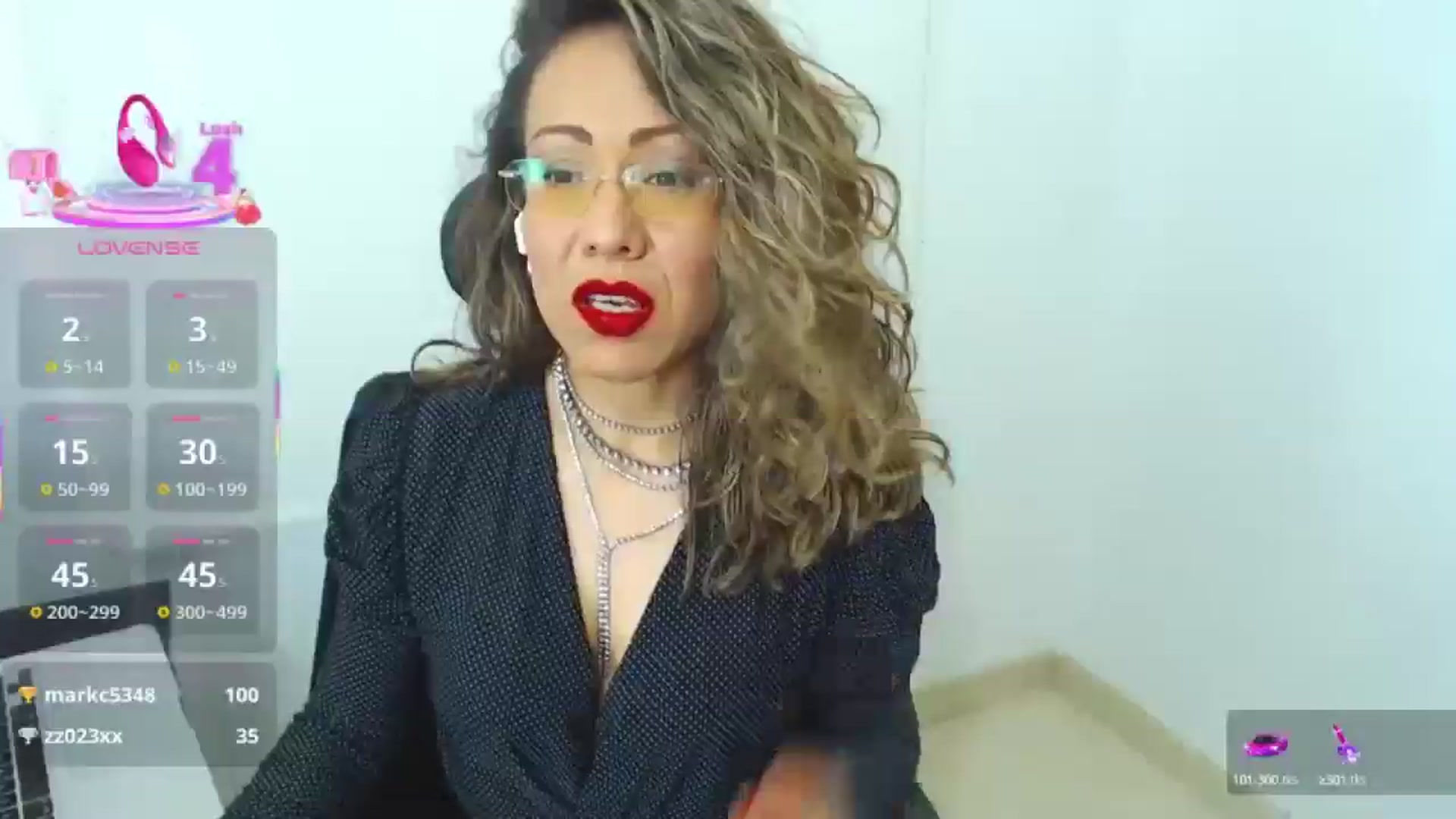 Gallery image thumbnail from office_secret's myfreecams stream on, 05/29/2025, 19:21 image 11 of 20