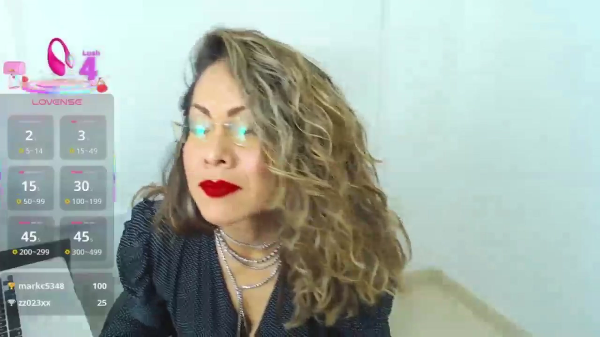 Gallery image thumbnail from office_secret's myfreecams stream on, 05/29/2025, 19:21 image 8 of 20