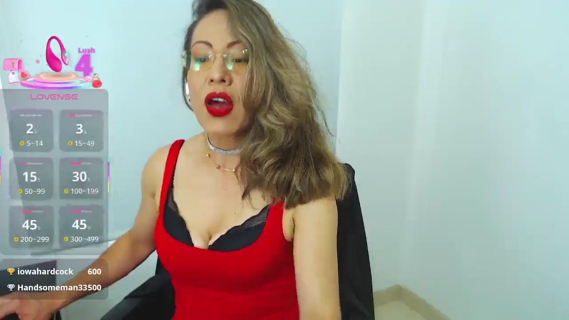 Gallery image thumbnail from office_secret's myfreecams stream on, 06/02/2025, 17:52 image 4 of 20