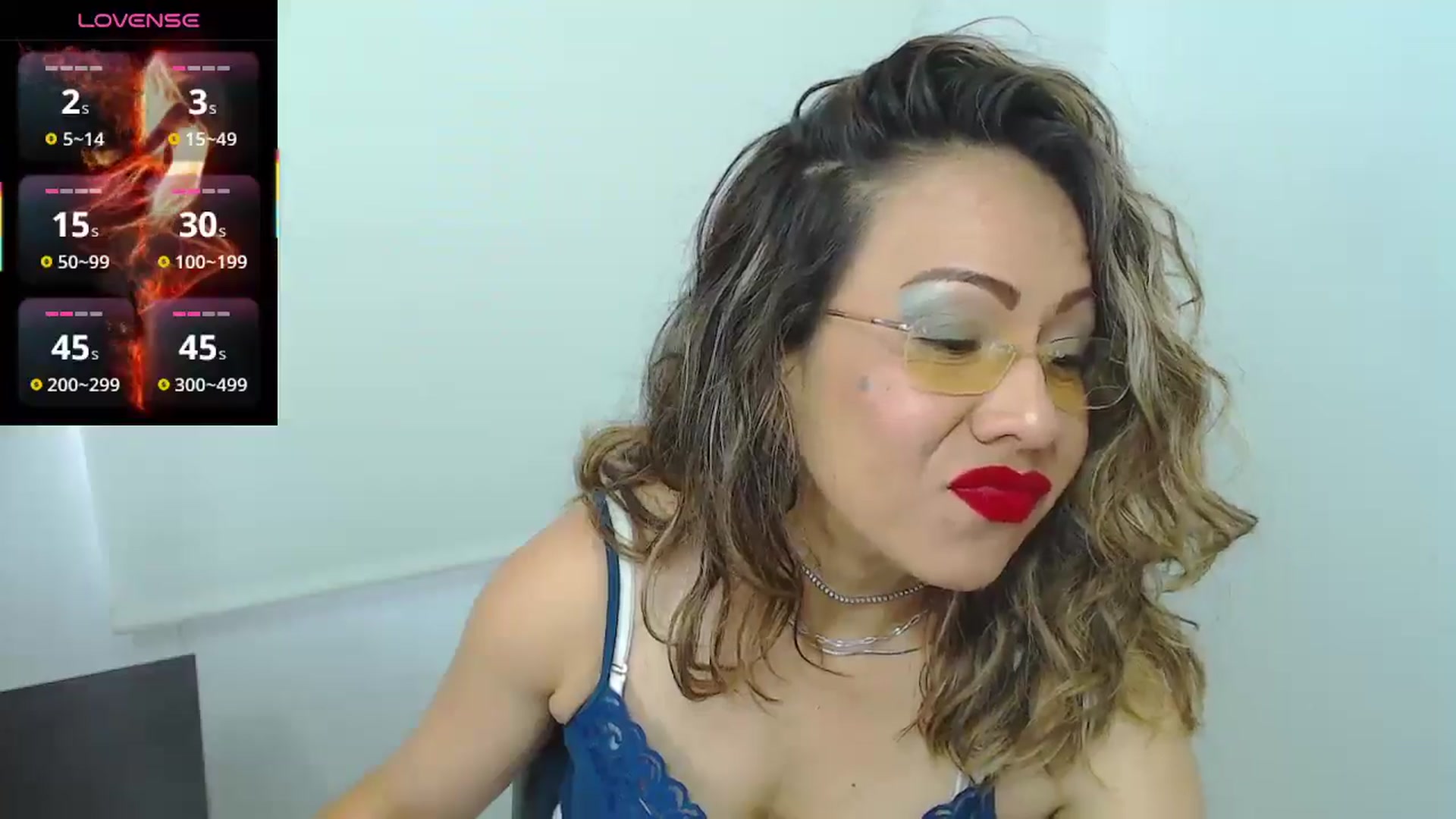 Gallery image thumbnail from office_secret's myfreecams stream on, 06/12/2025, 17:35 image 14 of 20