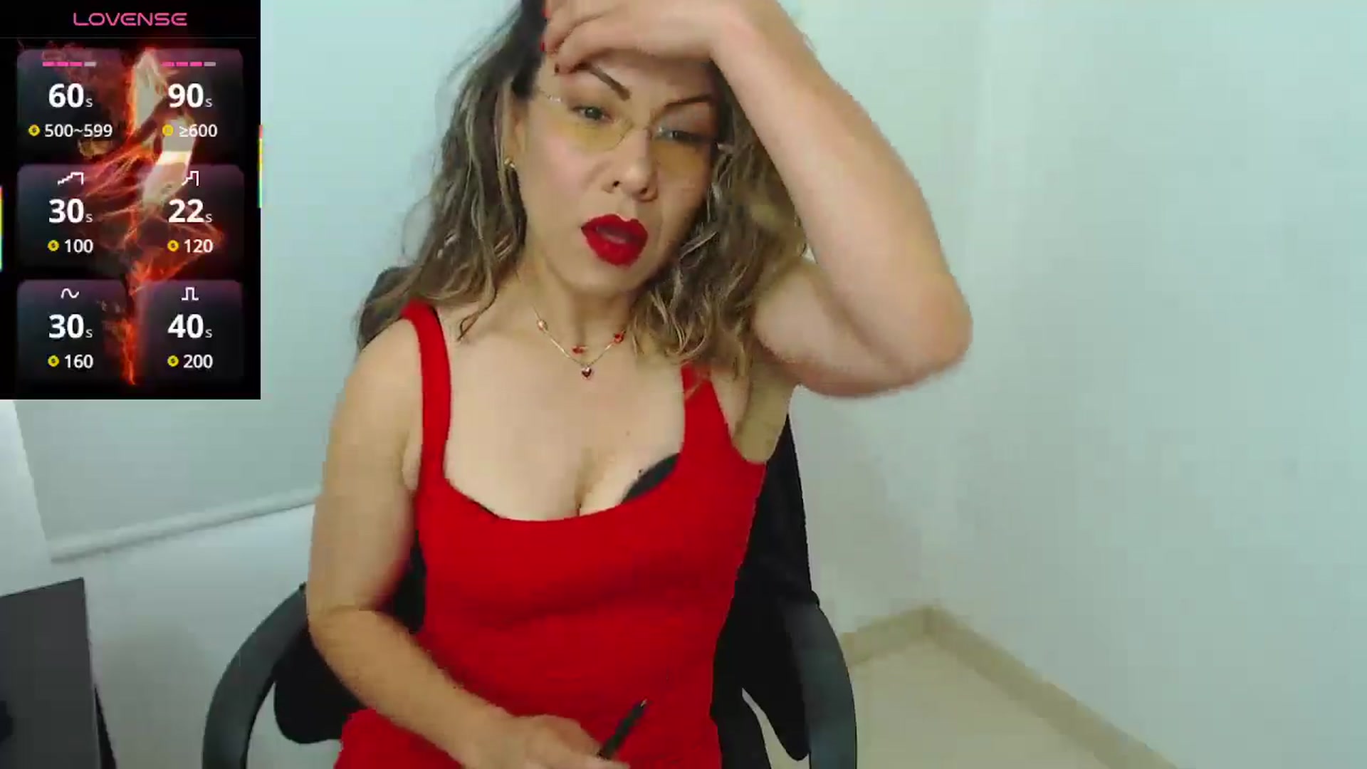 Gallery image thumbnail from office_secret's myfreecams stream on, 06/18/2025, 17:46 image 5 of 20