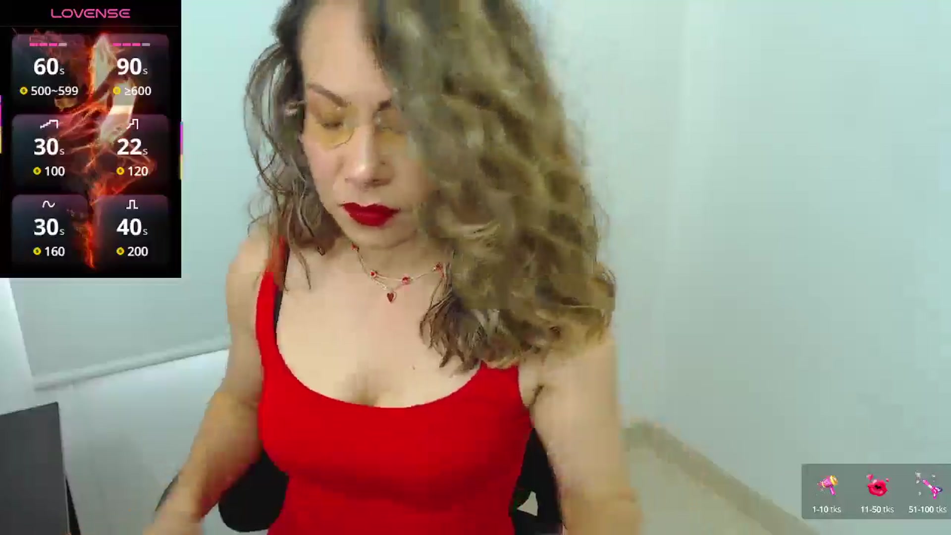 Gallery image thumbnail from office_secret's myfreecams stream on, 06/18/2025, 19:37 image 6 of 20