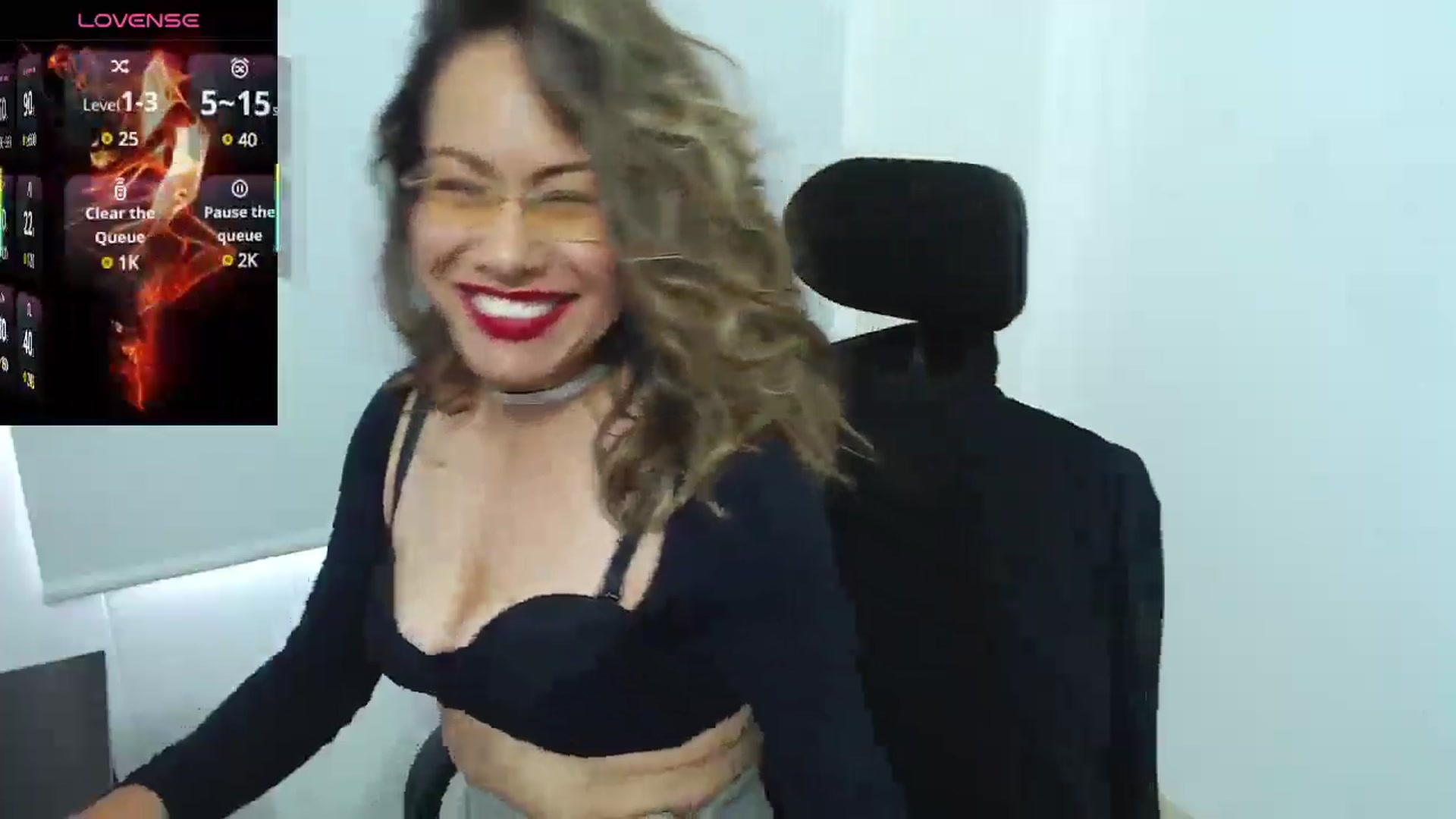 Gallery image thumbnail from office_secret's myfreecams stream on, 06/20/2025, 19:49 image 19 of 20