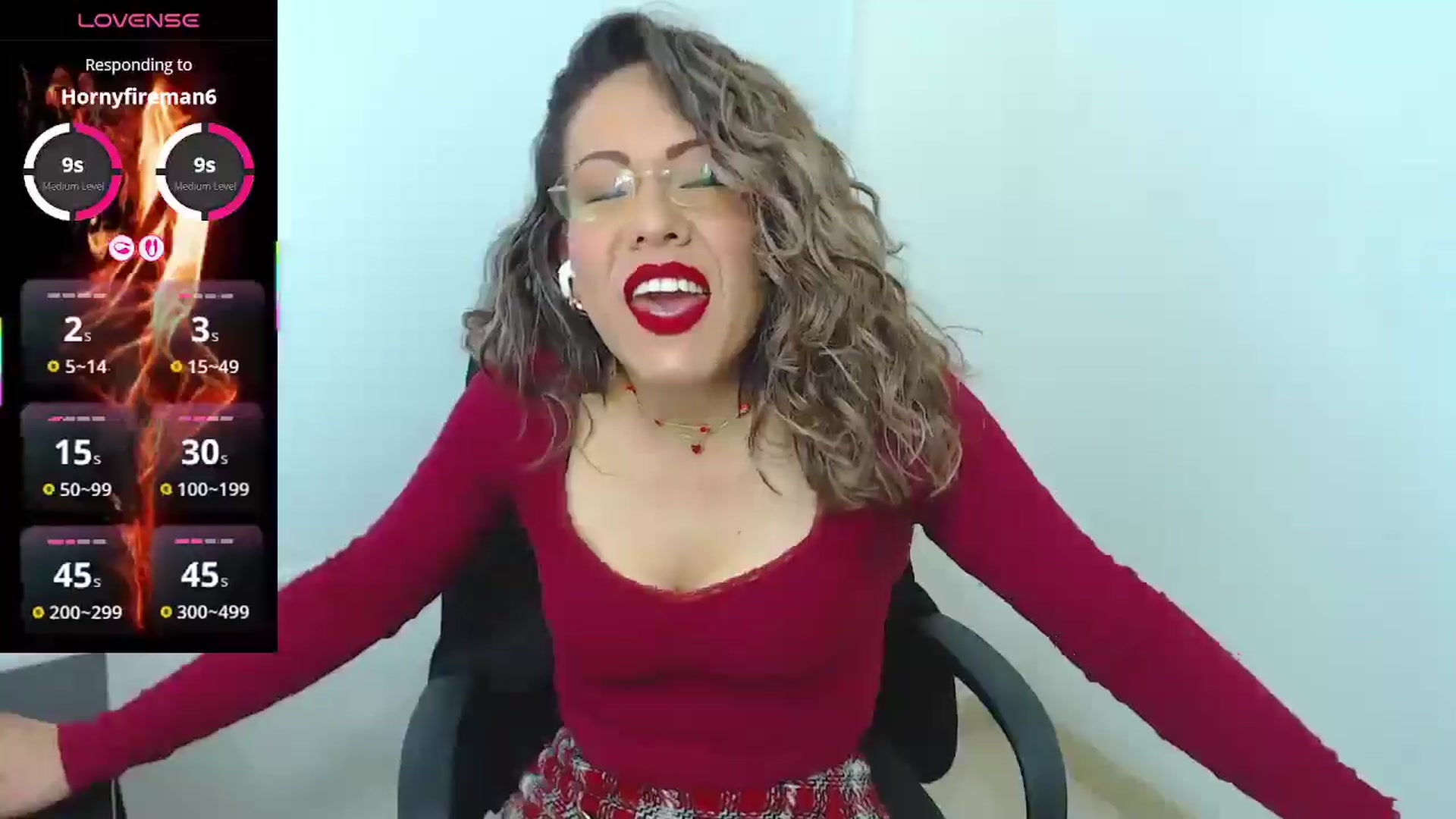 Gallery image thumbnail from office_secret's myfreecams stream on, 06/24/2025, 17:30 image 8 of 20