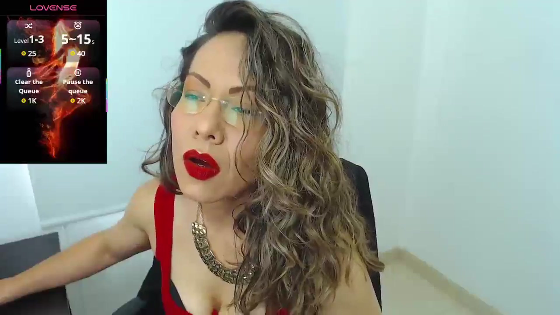 Gallery image thumbnail from office_secret's myfreecams stream on, 06/27/2025, 17:35 image 10 of 20