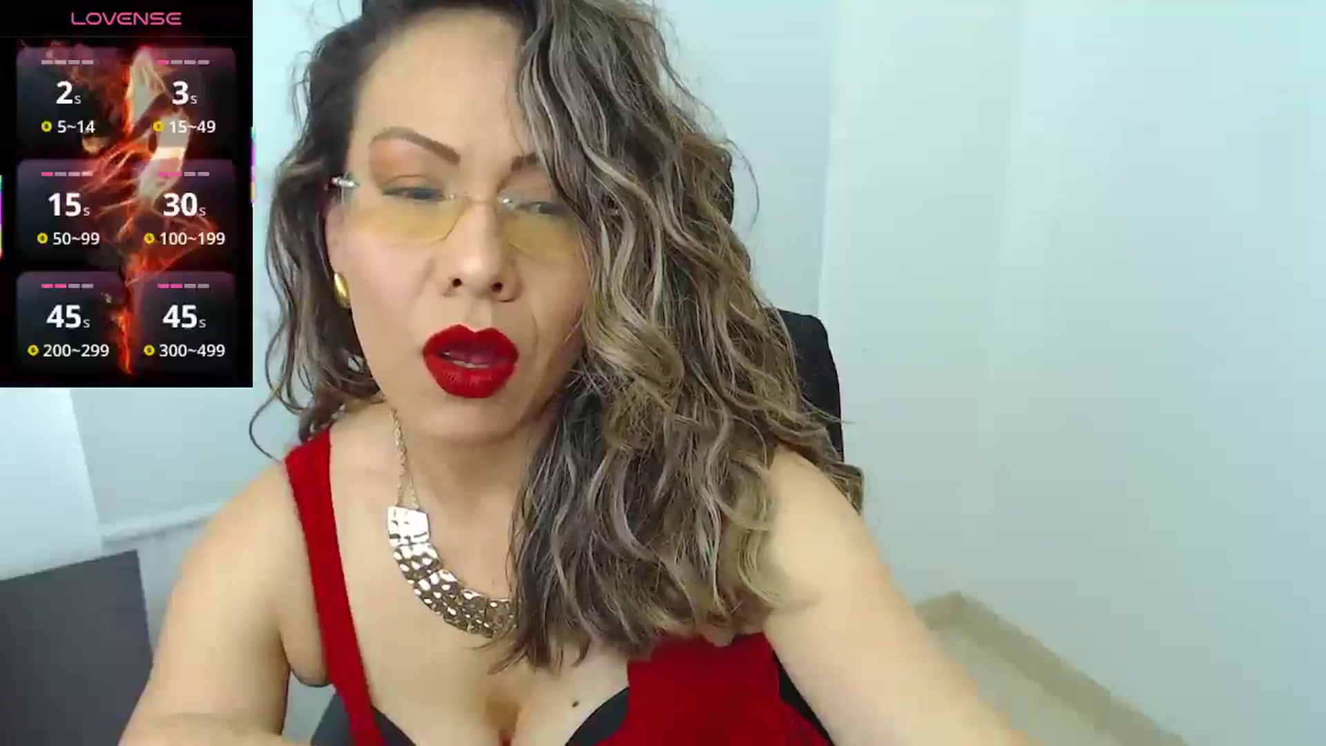 Gallery image thumbnail from office_secret's myfreecams stream on, 06/27/2025, 19:46 image 5 of 20