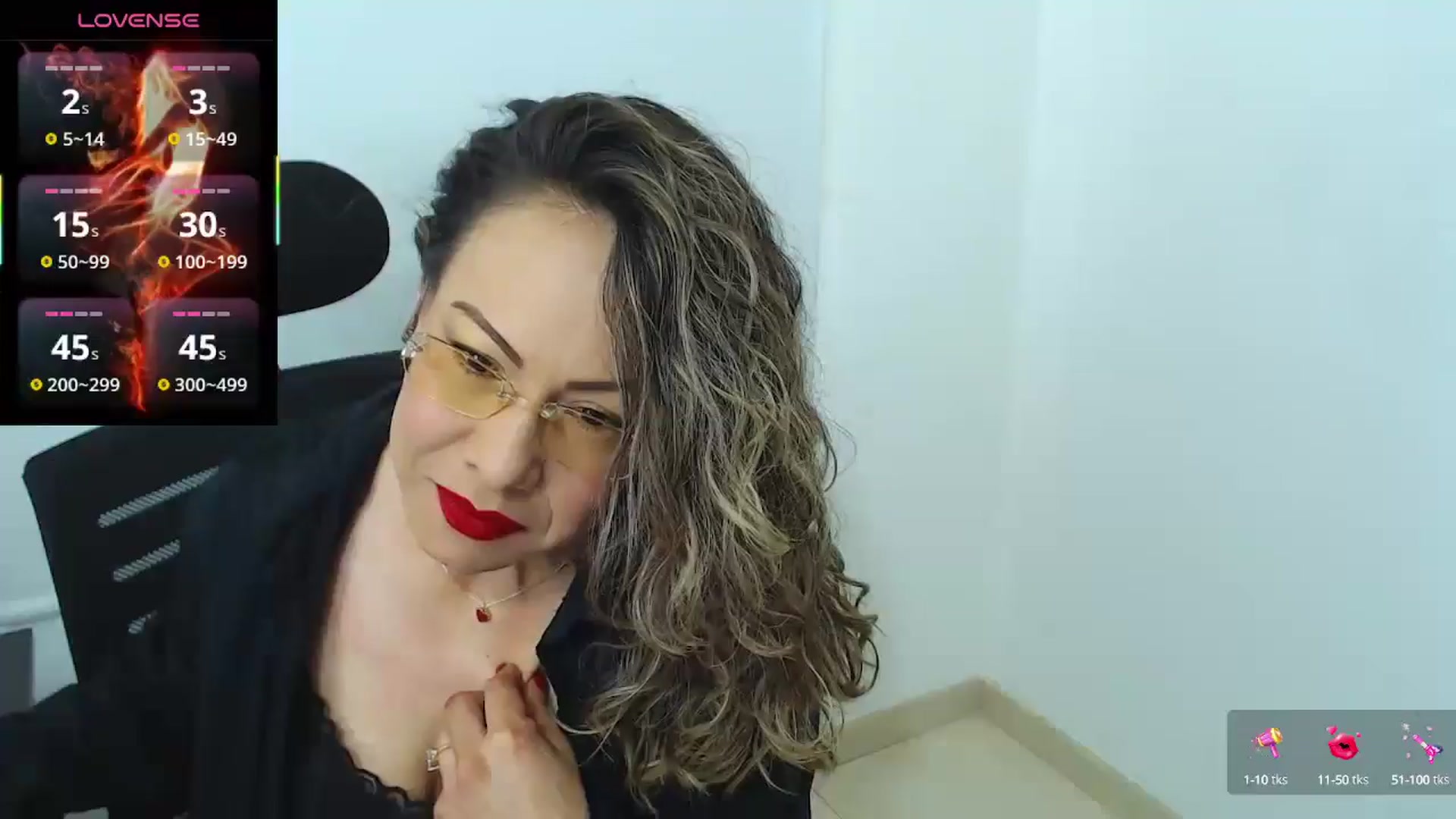 Gallery image thumbnail from office_secret's myfreecams stream on, 07/03/2025, 18:38 image 1 of 20