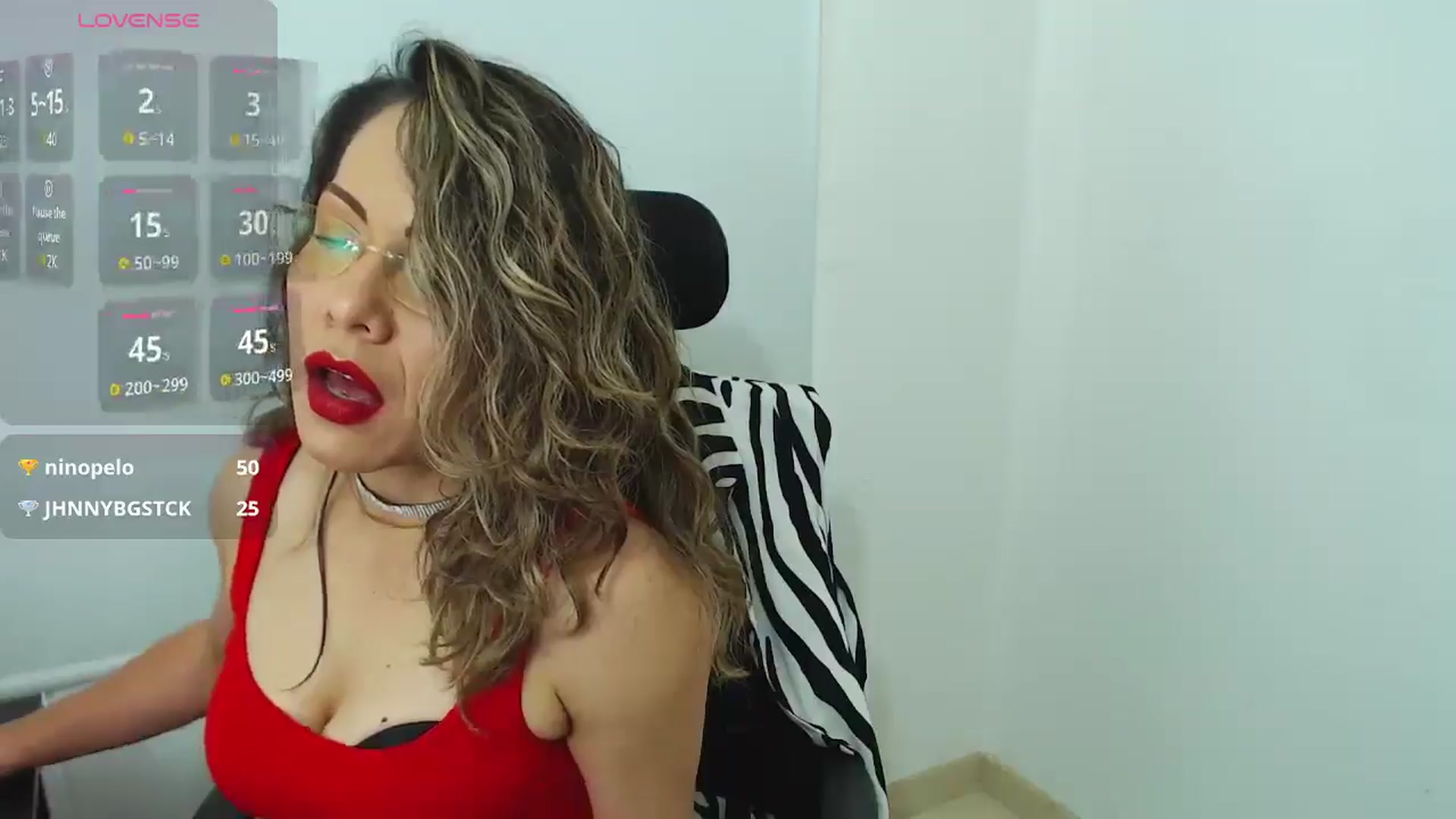 Gallery image thumbnail from office_secret's myfreecams stream on, 07/08/2025, 19:37 image 5 of 20