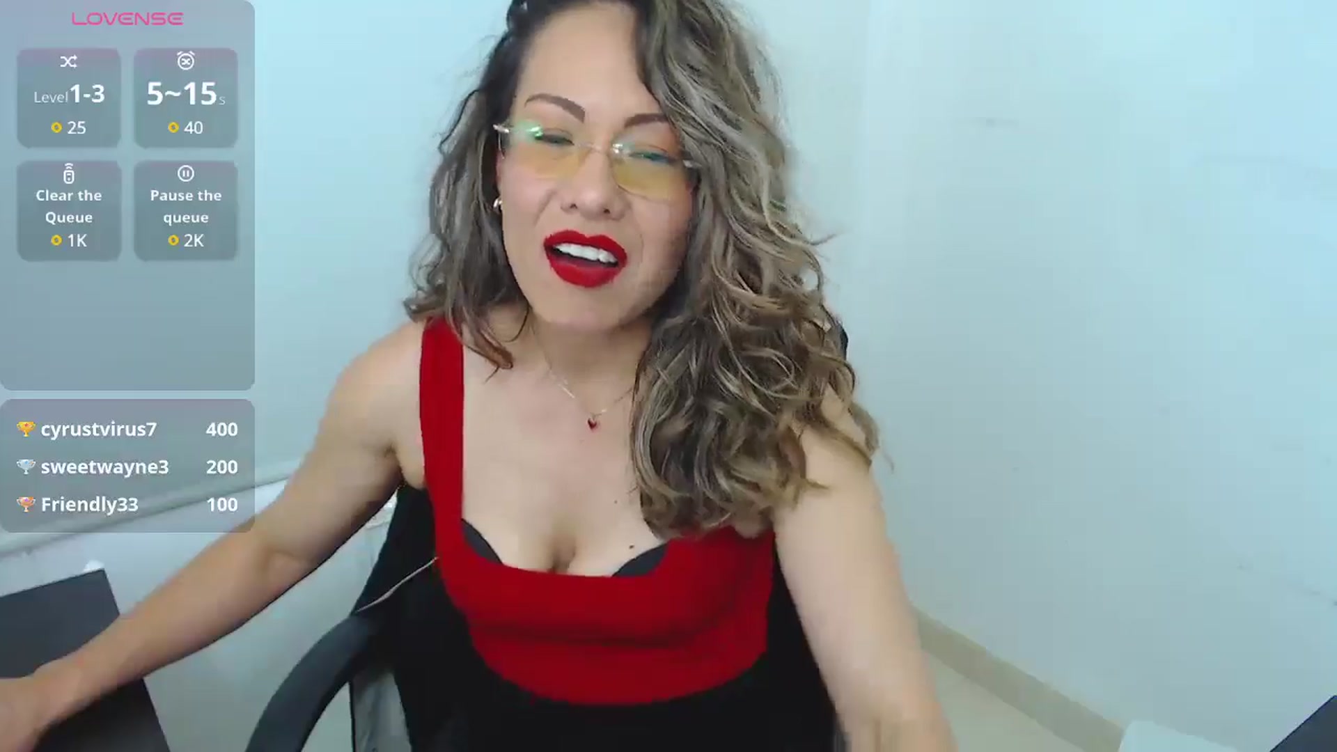 Gallery image thumbnail from office_secret's myfreecams stream on, 07/25/2025, 19:54 image 3 of 20